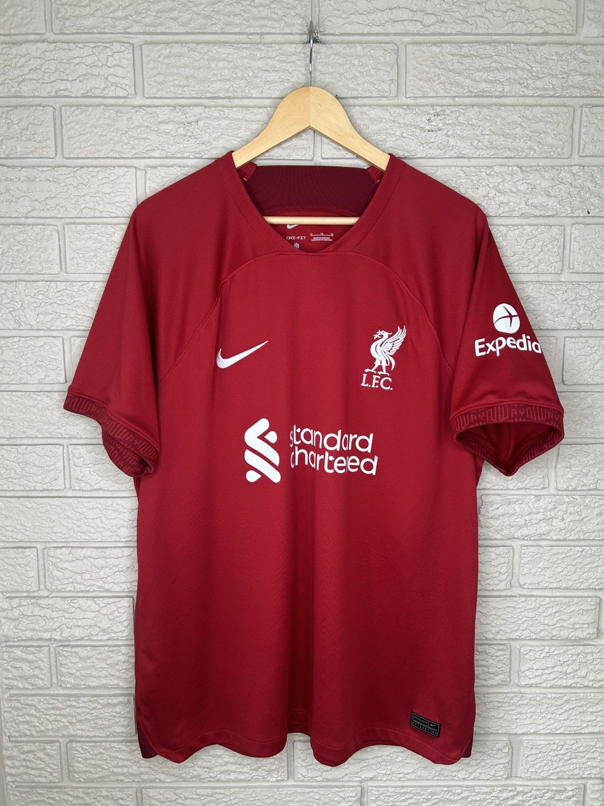 Nike Nike Liverpool FC Home 2022/2023 Jersey Size US XL / EU 56 / 4 - 1 Thumbnail