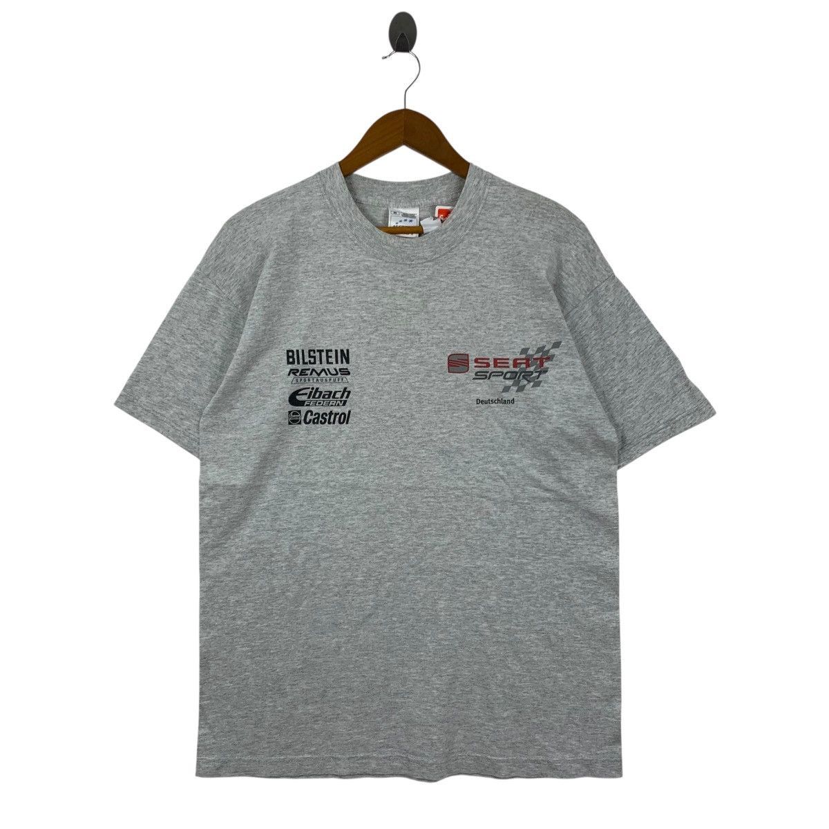 Vintage Vintage SEAT SPORT RACING Deutschland Eibach Castrol Tshirt Size US M / EU 48-50 / 2 - 1 Thumbnail