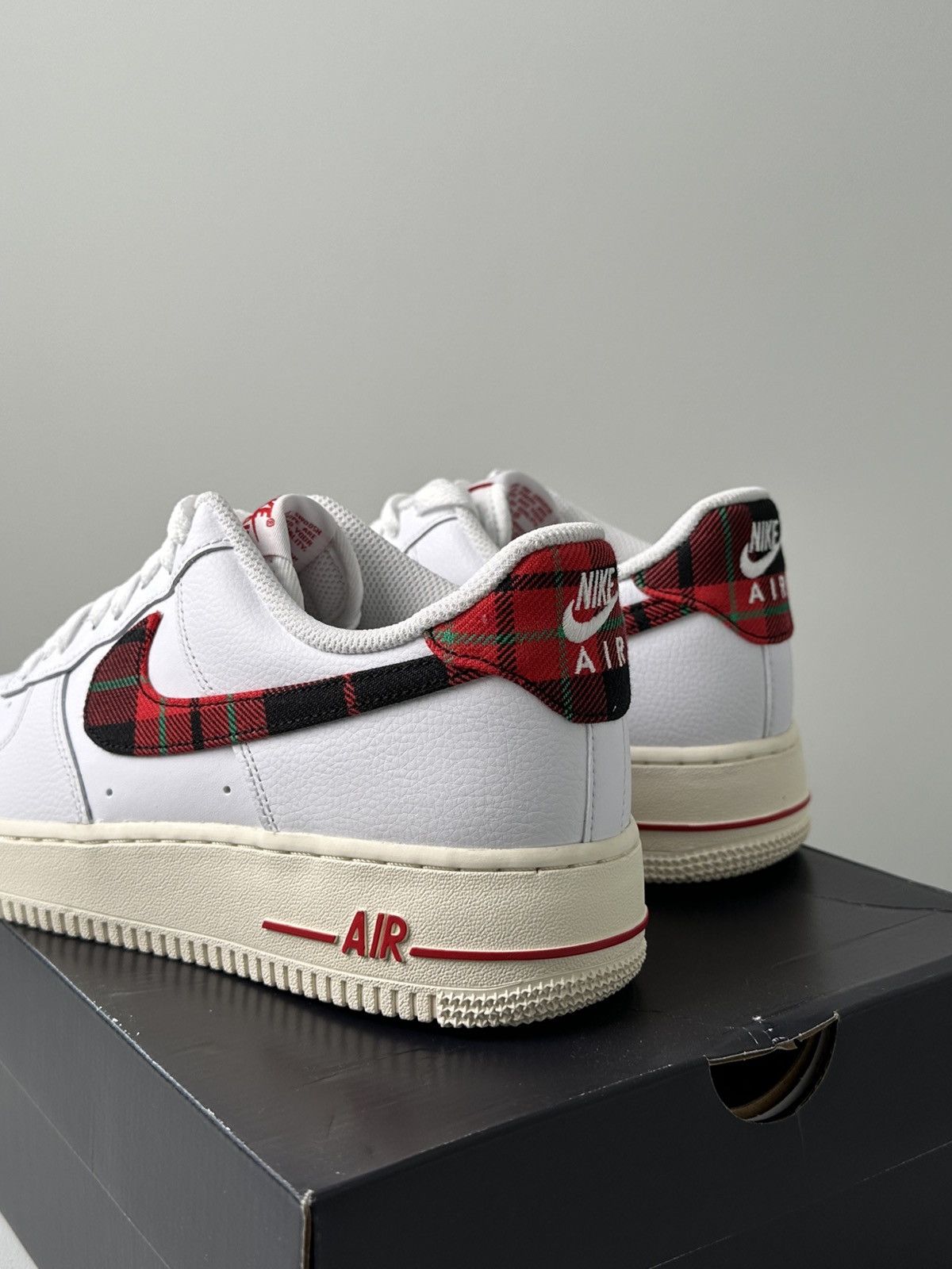Nike Nike Air Force 1 Tartan Plaid Sneaker Shoes Size US 9 / EU 42 - 2 Thumbnail