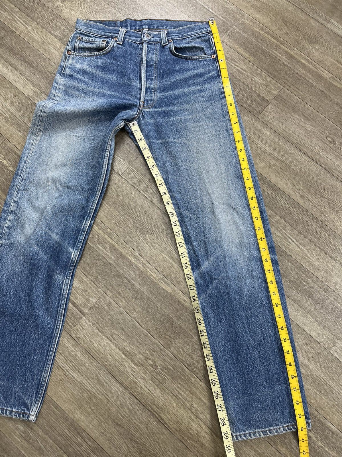 Levi's Vintage Clothing 🇺🇸1990s Vintage Levis 501XX LVC 31x33 Faded Straight Jeans Size US 30 / EU 46 - 21 Thumbnail