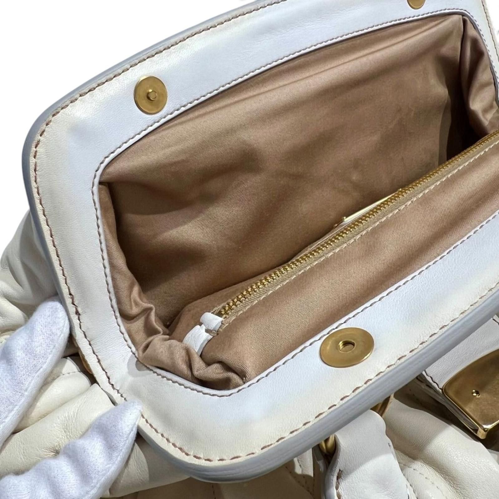 Miu Miu Miu Miu - White Leather Handbag with Braided Handles Size ONE SIZE - 8 Thumbnail