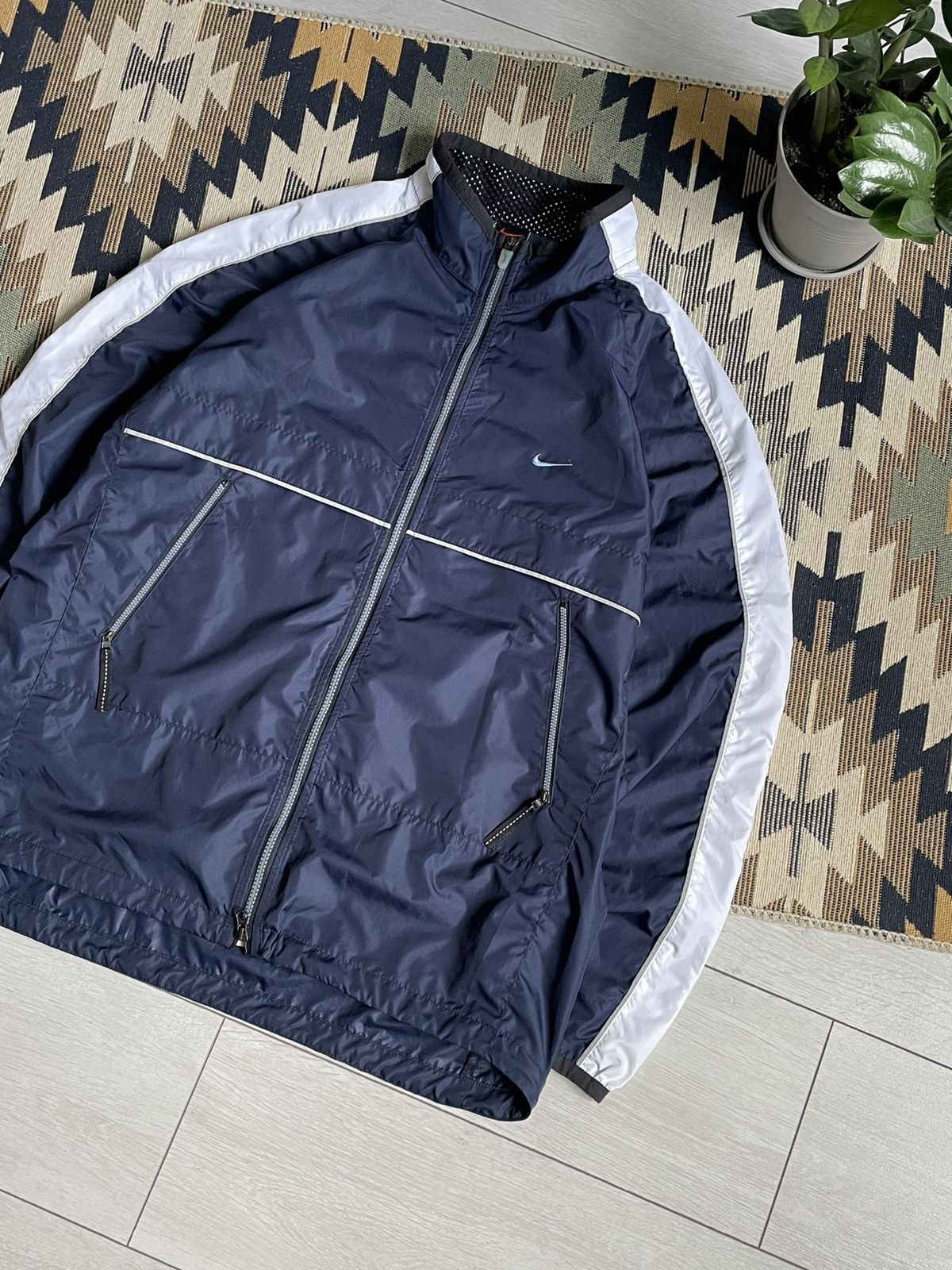 Vintage Vintage Nike Alpha Project Nylon Track Jacket Size US L / EU 52-54 / 3 - 3 Thumbnail