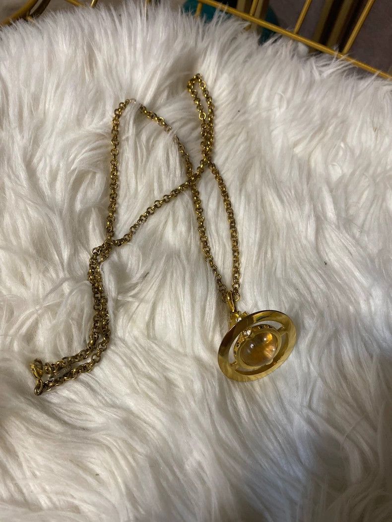 Vivienne Westwood Vivienne Westwood Large vintage gold orb necklace Size ONE SIZE - 5 Thumbnail
