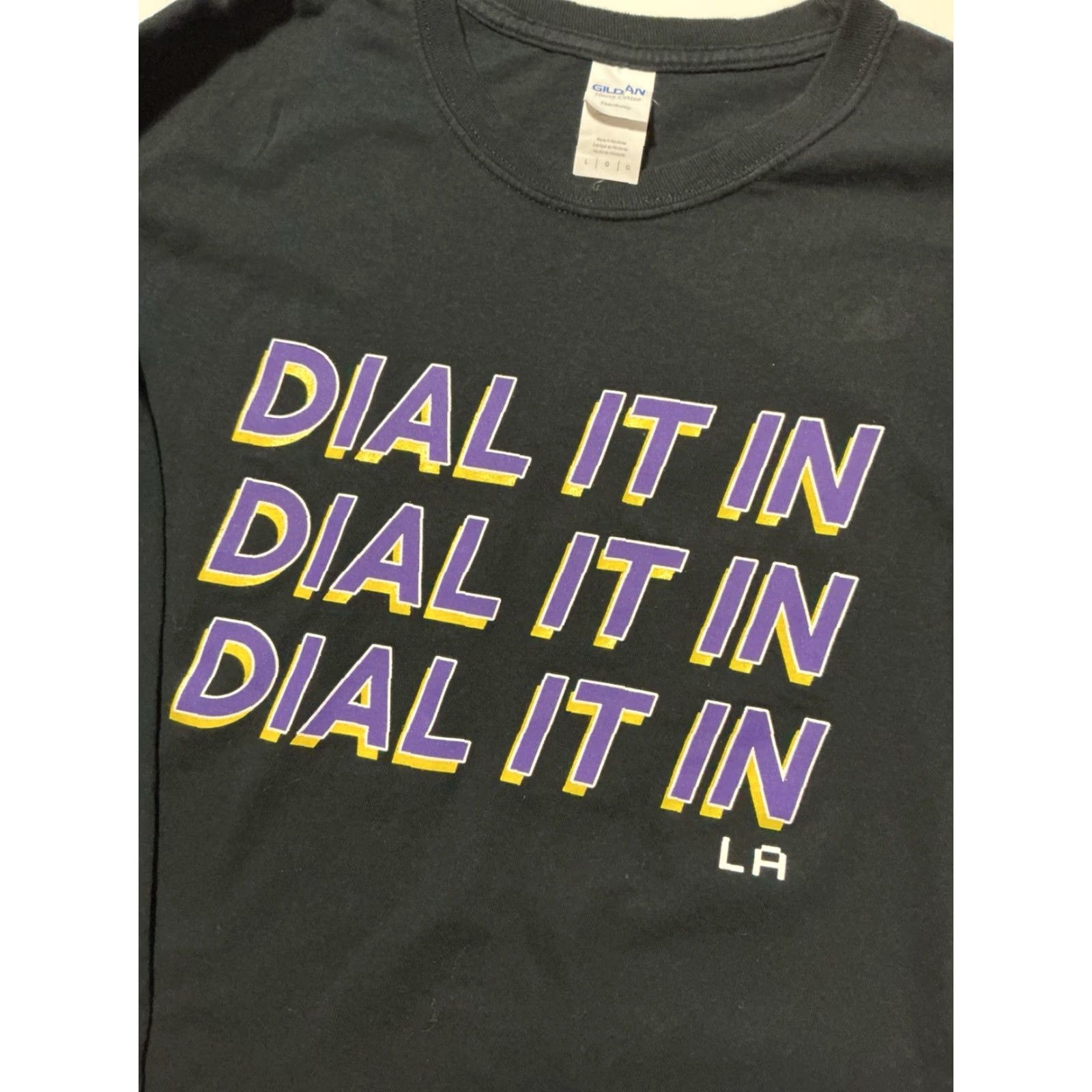 Gildan Dial It In x Two Friends Los Angeles DJ House Dance Official Merch L/S T-Shirt L Black Mens Gildan Painted Angel Graphic Size US L / EU 52-54 / 3 - 6 Thumbnail