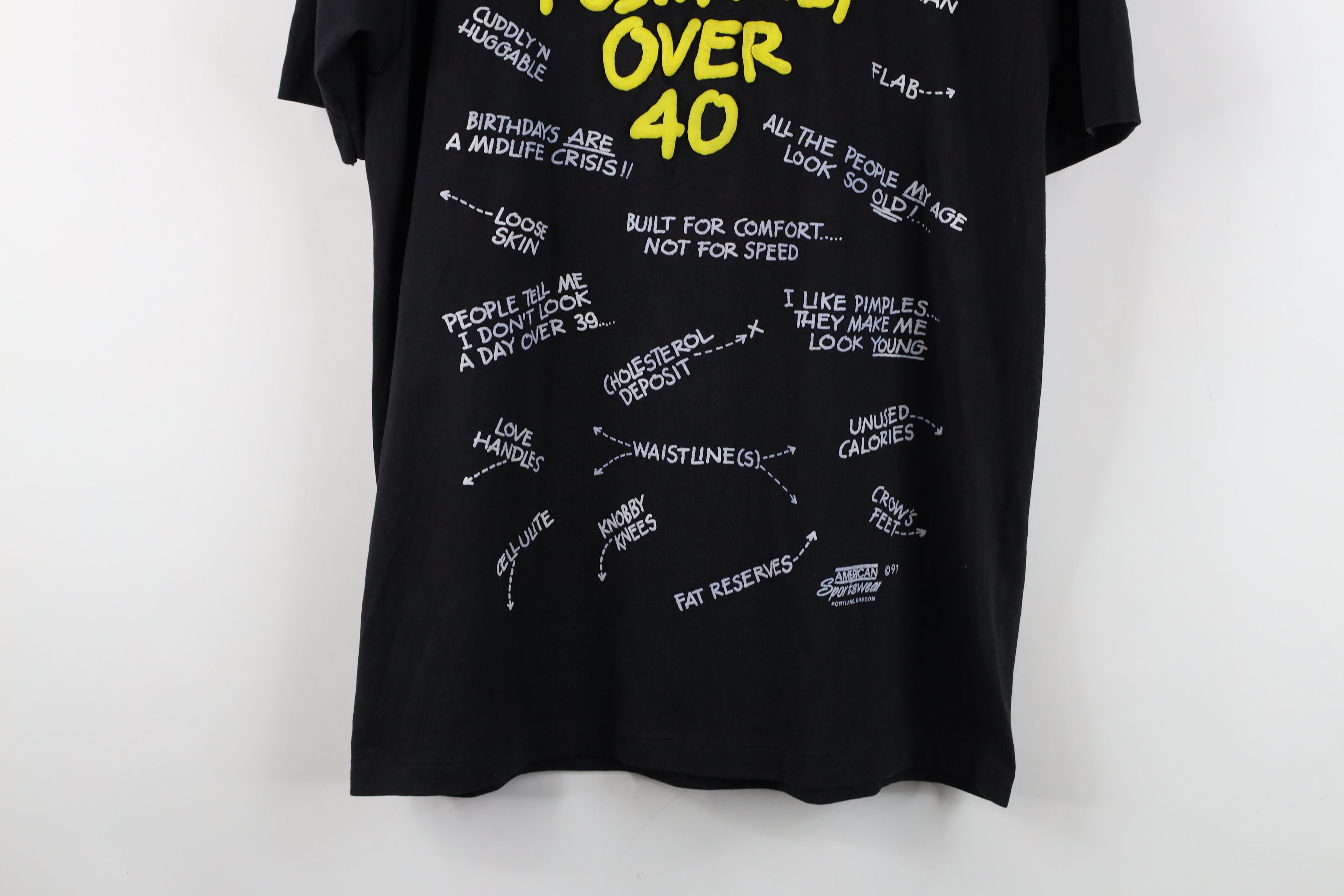 Vintage Vintage 90s Streetwear 40th Birthday Over 40 T-Shirt USA Size US L / EU 52-54 / 3 - 3 Thumbnail