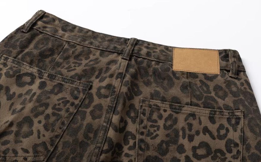 Jean Men's Retro Washed Loose Leopard Print Camouflage Jeans Size US 32 / EU 48 - 6 Thumbnail