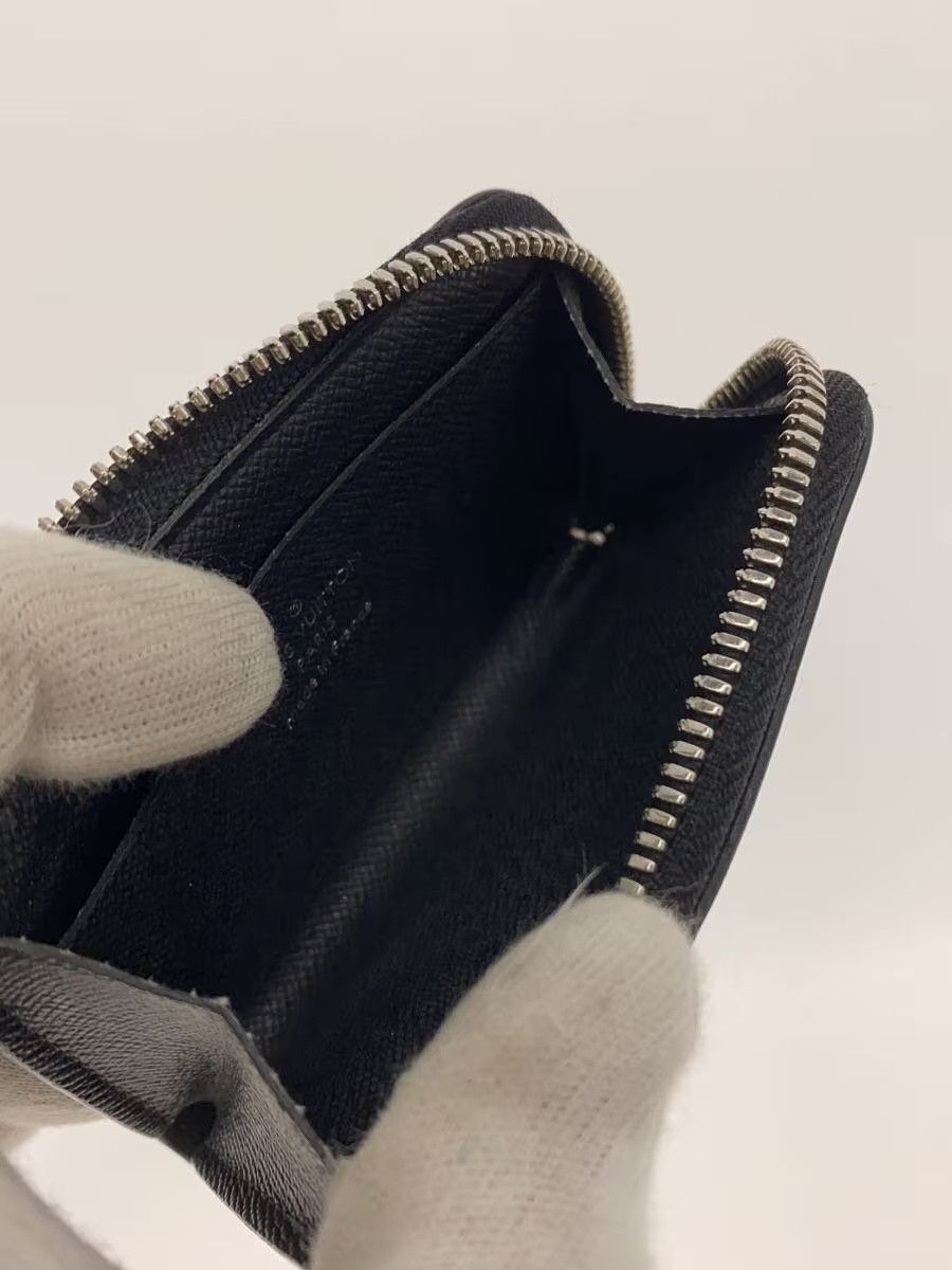 Louis Vuitton Louis Vuitton Taiga Porte Monnaie Jour Leather Black Size ONE SIZE - 4 Thumbnail