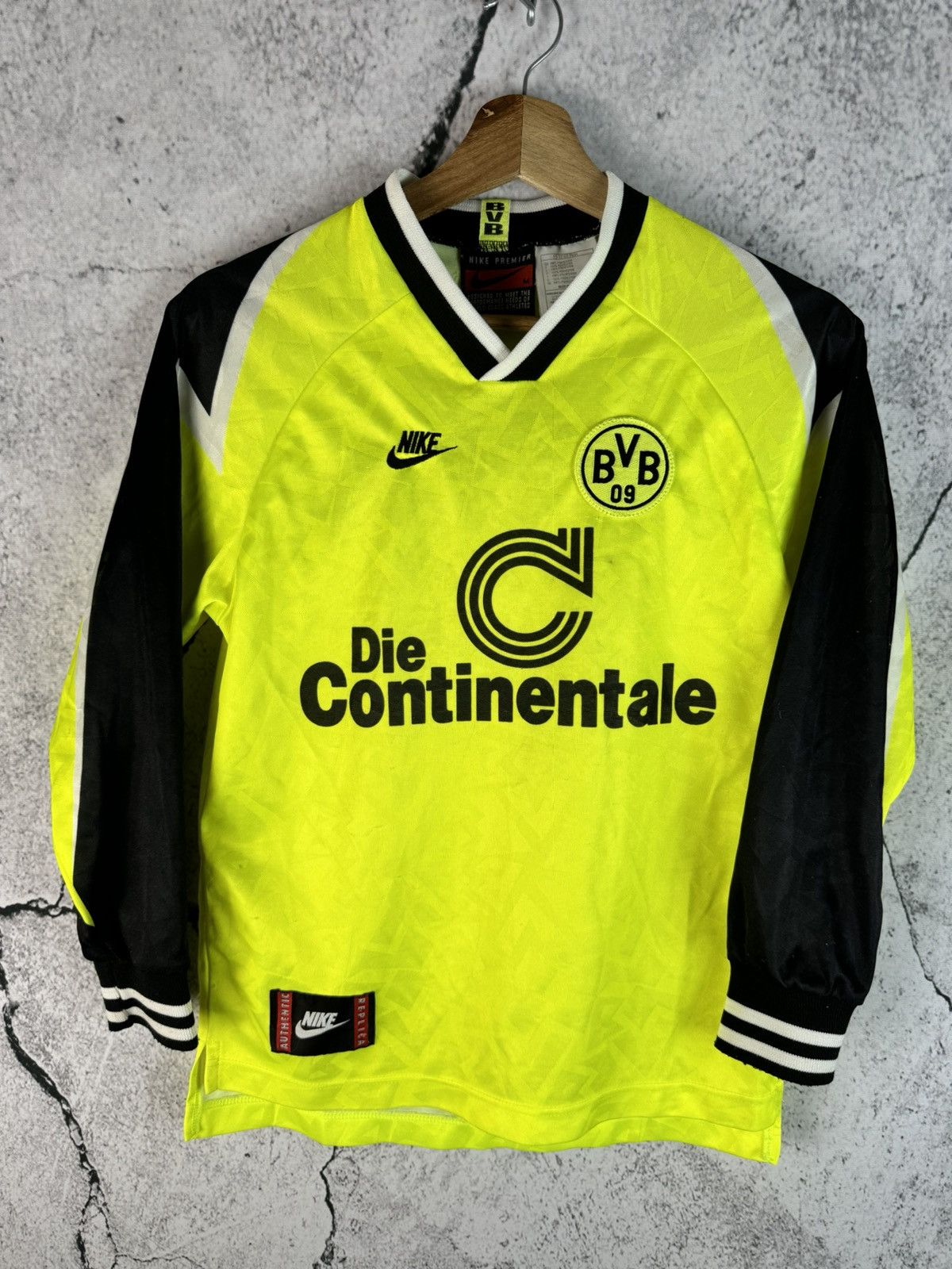 Nike Nike BVB Borussia Dortmund 1996 Longsleeve Soccer Jersey Size US XS / EU 42 / 0 - 1 Thumbnail