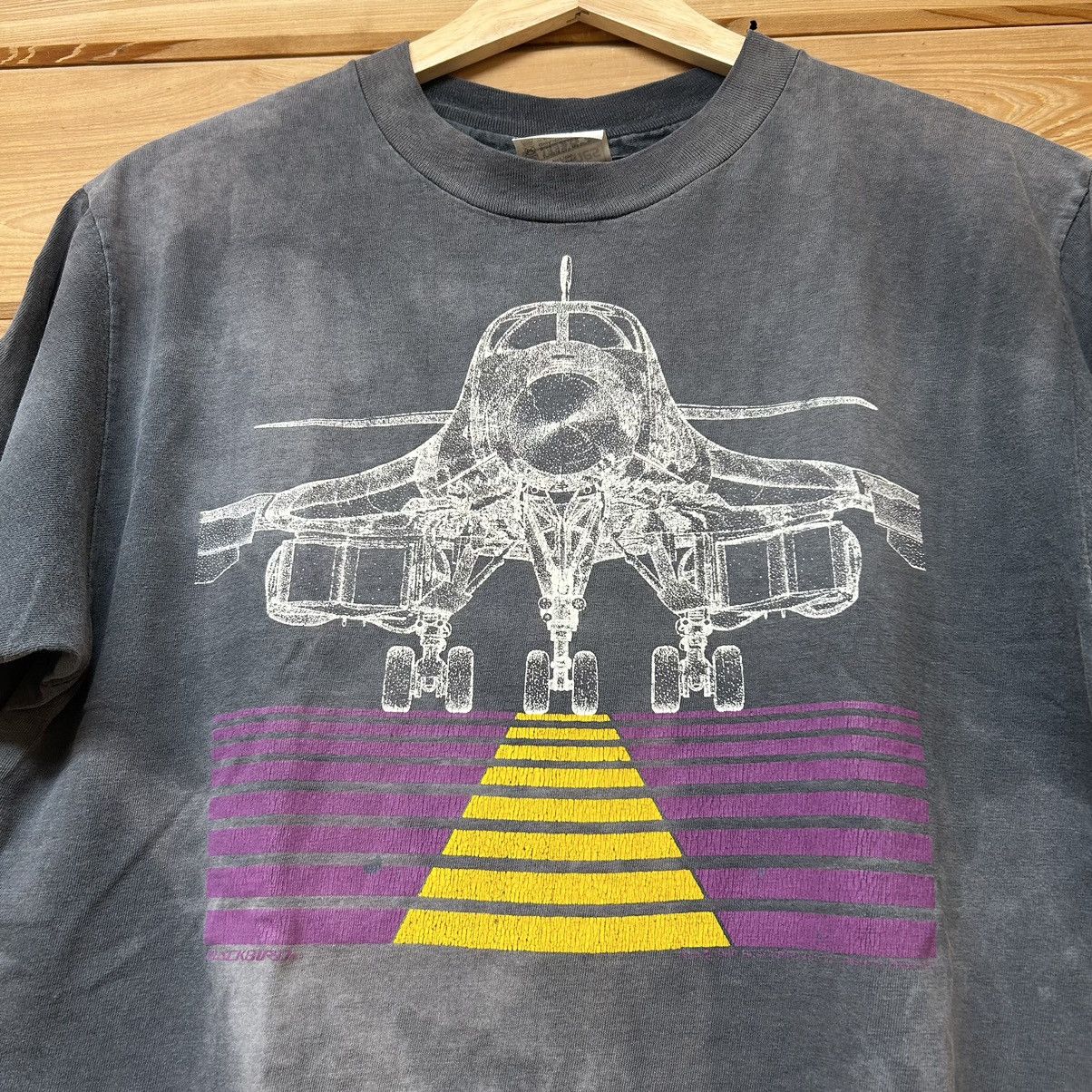 Vintage Vintage 1980s B-1B Military Bomber Jet Faded Graphic T Shirt Size US L / EU 52-54 / 3 - 7 Thumbnail