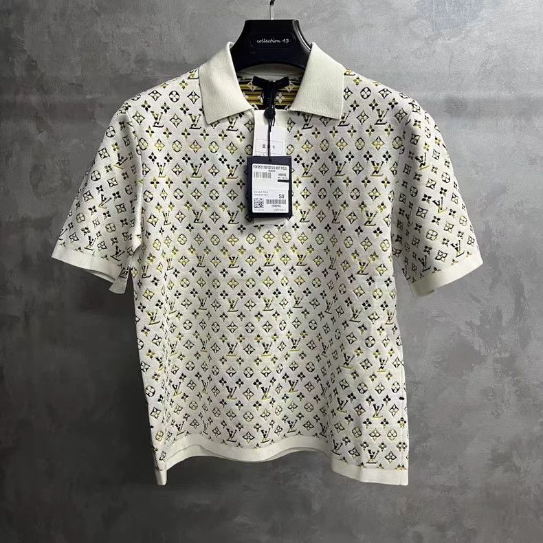 Louis Vuitton Louis Vuitton White Logo Jacquard Polo Straight Short Slee Size US S / EU 44-46 / 1 - 1 Thumbnail