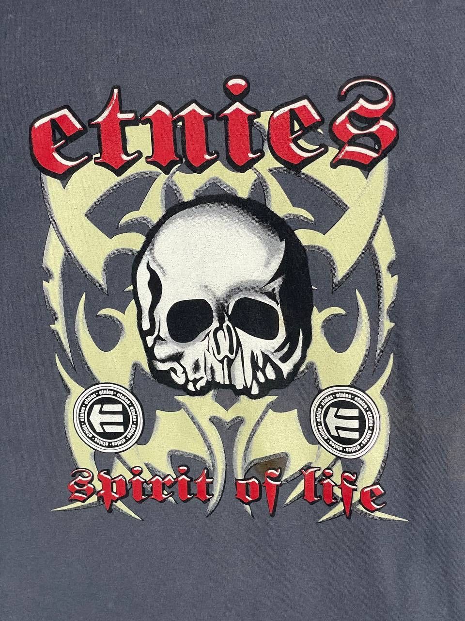 Vintage Vintage etnies skateboard skull Size US L / EU 52-54 / 3 - 4 Thumbnail