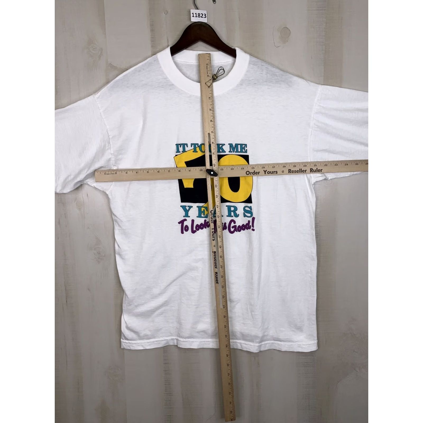 Vintage Vintage White Graphic T Shirt It Took Me 50 Years To Look This Good 90s Funny Unisex Adults L Short Sleeve Crew Neck Mens Womens Size US L / EU 52-54 / 3 - 4 Thumbnail