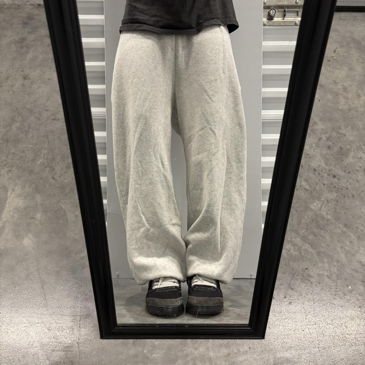 Japanese Brand × Vintage Crazy Vintage Y2K/2000s Light Grey Skater Essential Sweatpants! Size US 32 / EU 48 - 1 Thumbnail