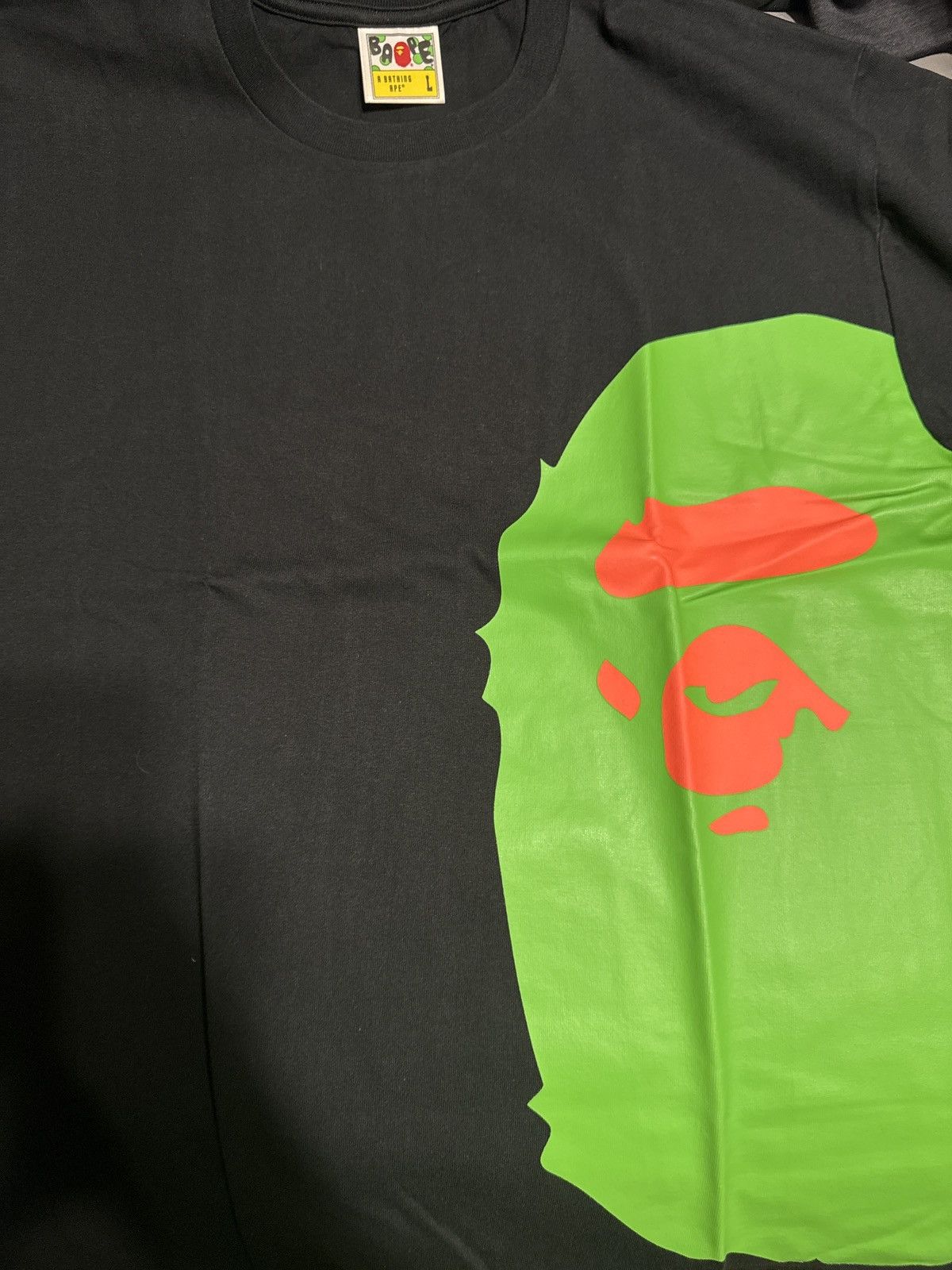 Bape Neon Side Big Ape Head Tee Size US L / EU 52-54 / 3 - 1 Thumbnail