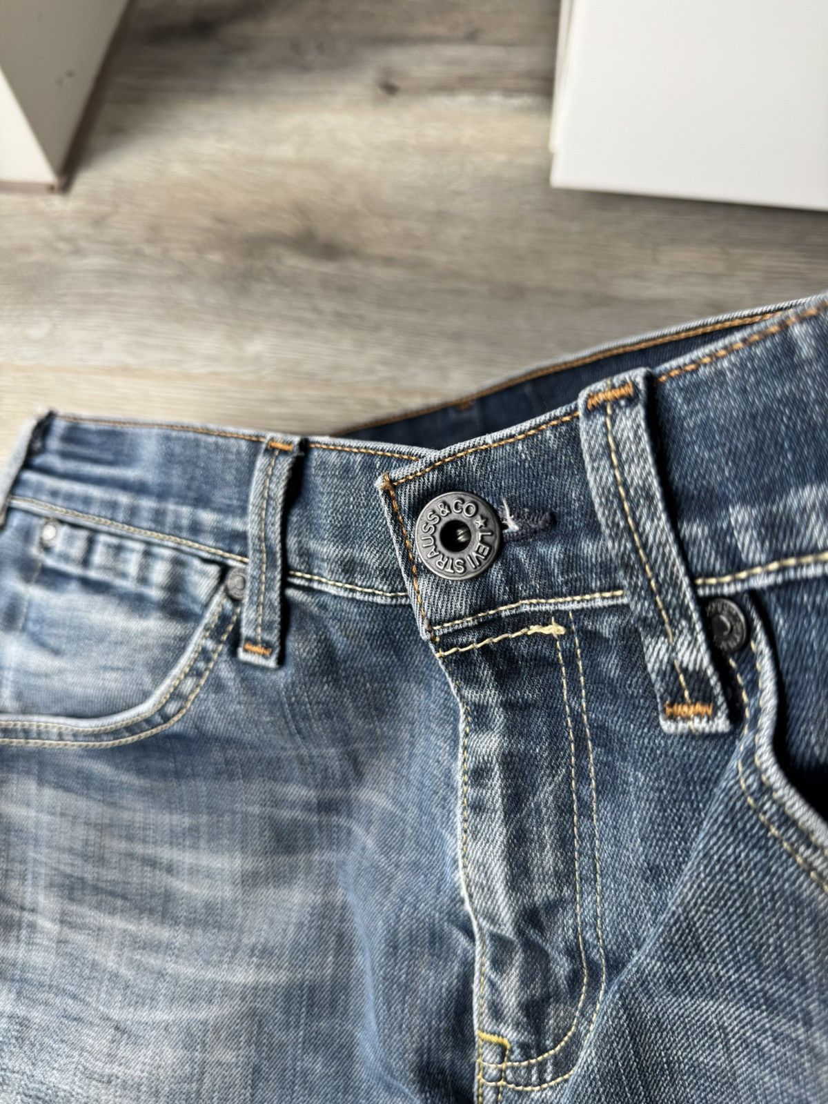 Levi's Vintage 90s Levis Two Horse Patch Men's Blue Jeans Size US 30 / EU 46 - 8 Thumbnail