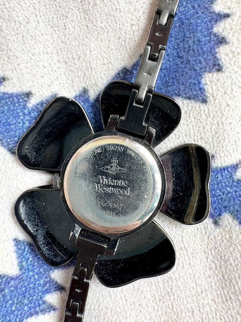 Vivienne Westwood Vivienne Westwood Black Skull Flower Watch Size ONE SIZE - 7 Thumbnail