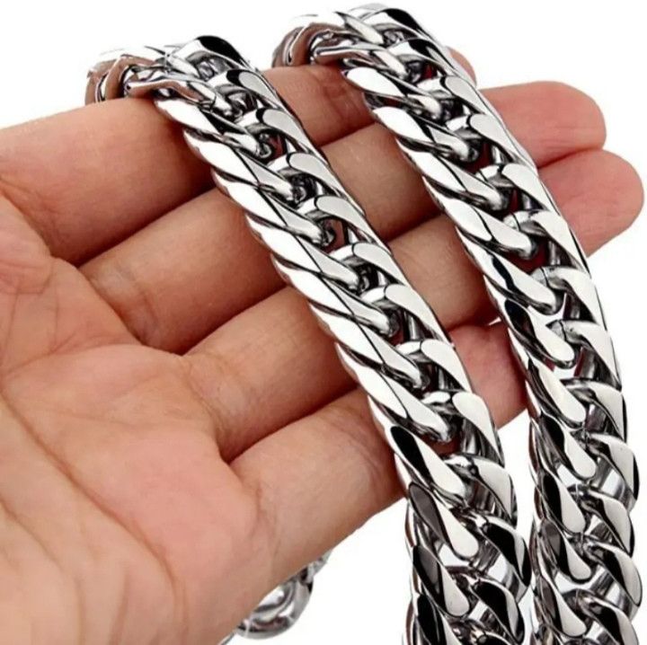 Jewelry Glossy Hip Hop Cuban Chain Necklace Size ONE SIZE - 4 Thumbnail