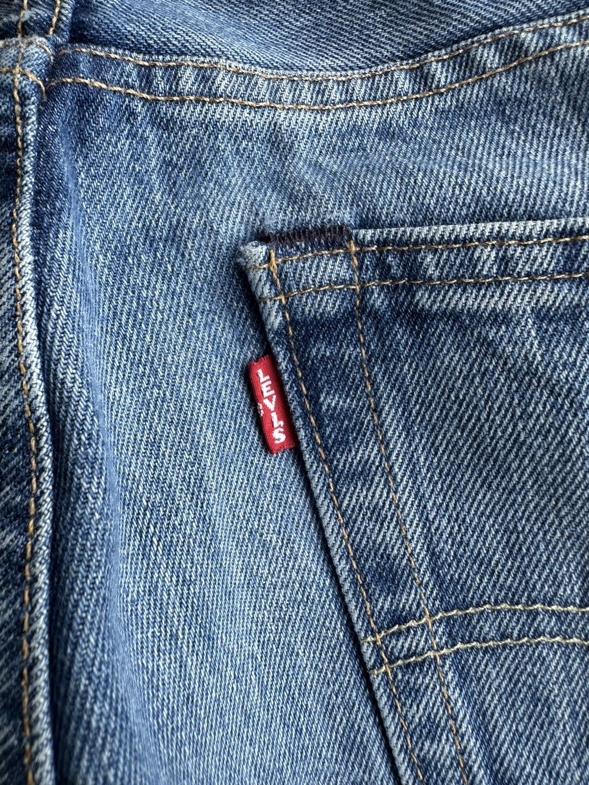 Levi's Vintage Clothing Vintage LEVI’S 505 Jeans Blue Washed Big E Denim Pants W30 Size US 30 / EU 46 - 16 Thumbnail