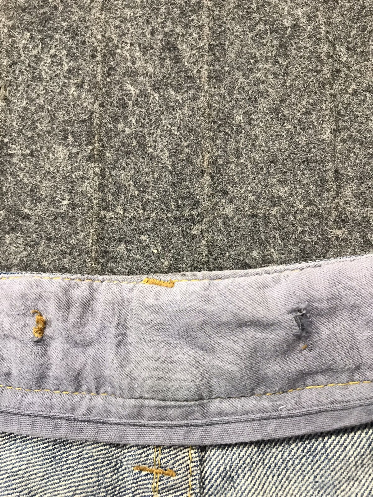 Japanese Brand Vintage Purple & Yellow Distressed Short Pants Zipper Style Size 34" / US 12 / IT 48 - 14 Thumbnail
