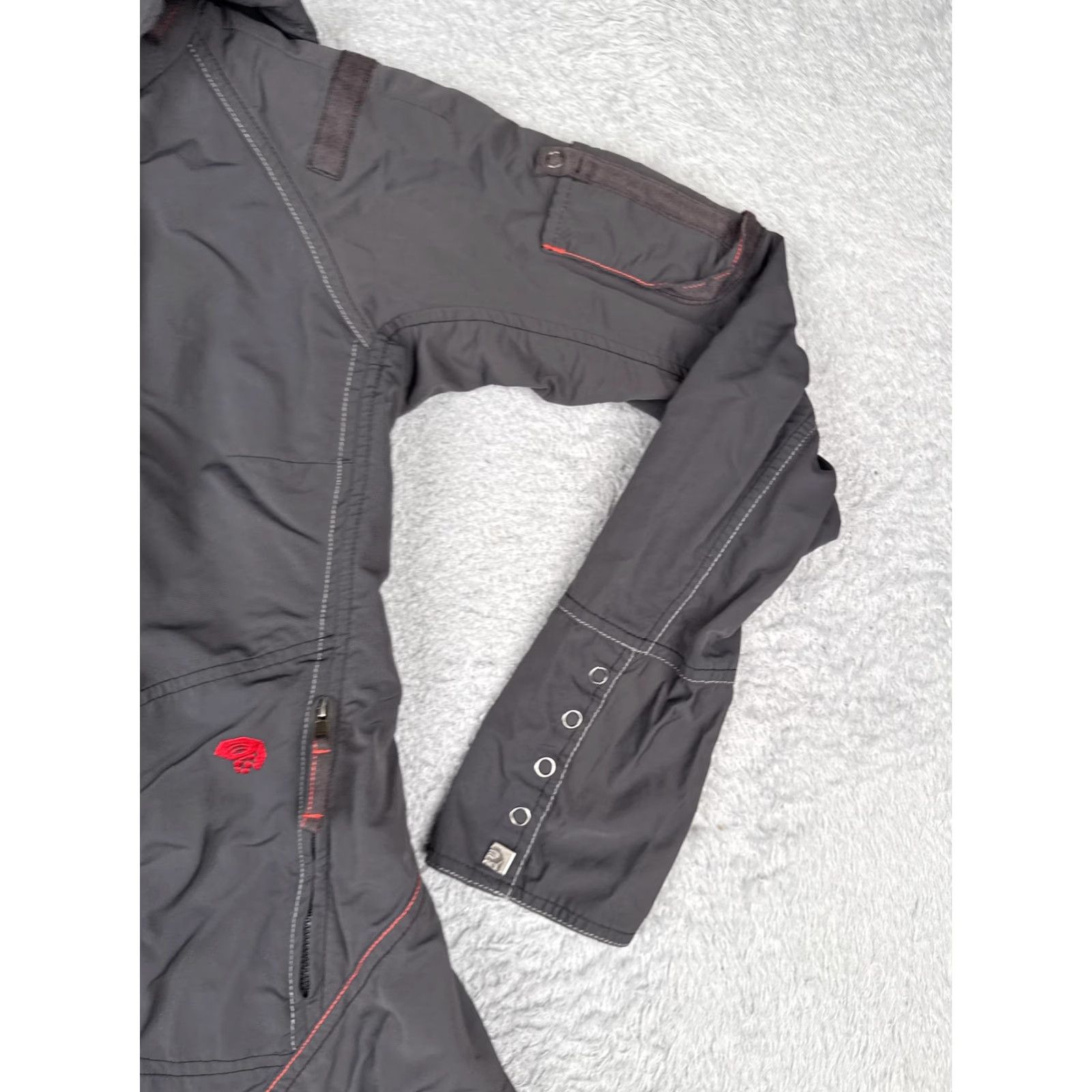 Mountain Hardwear Mountain Hardwear Jacket Womens 2 Gray Hooded Softshell Full Zip Hiking Trail Zip Front Light-Weight Pockets All Seasons Size XS / US 0-2 / IT 36-38 - 7 Thumbnail