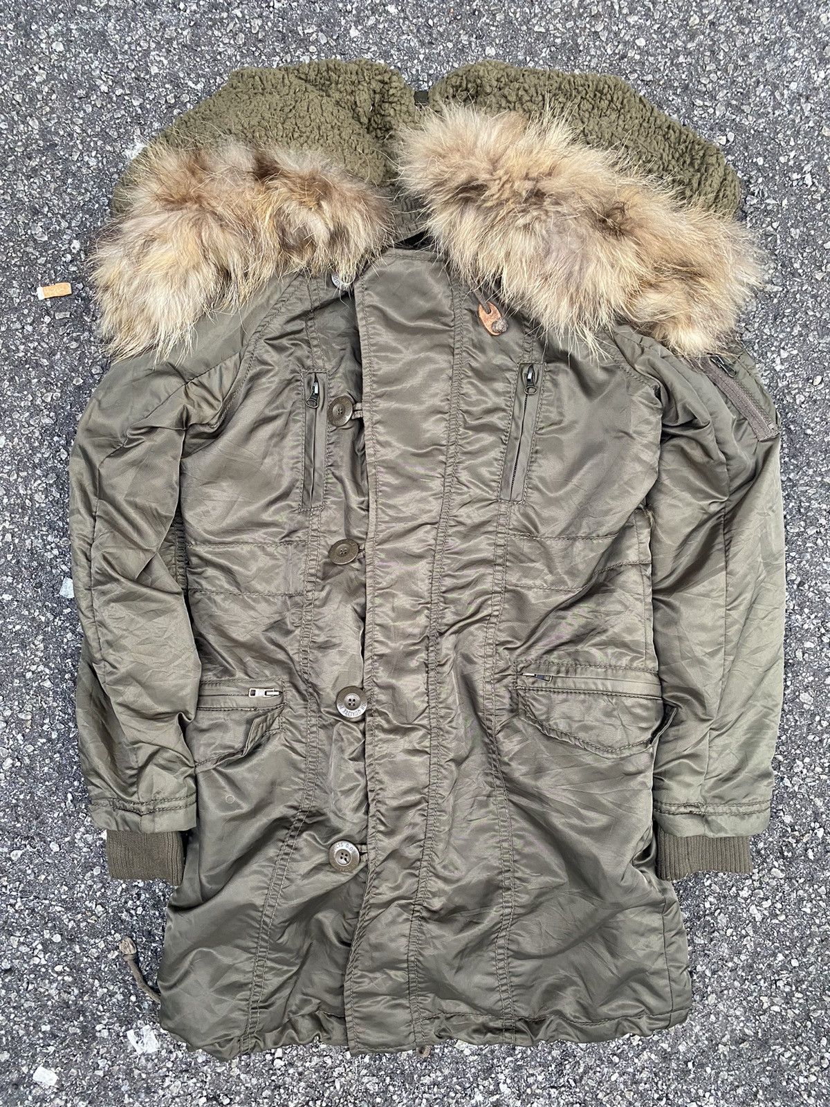 If Six Was Nine × Le Grande Bleu (L.G.B.) rare G.O.A bomber fur parka Size US S / EU 44-46 / 1 - 3 Thumbnail