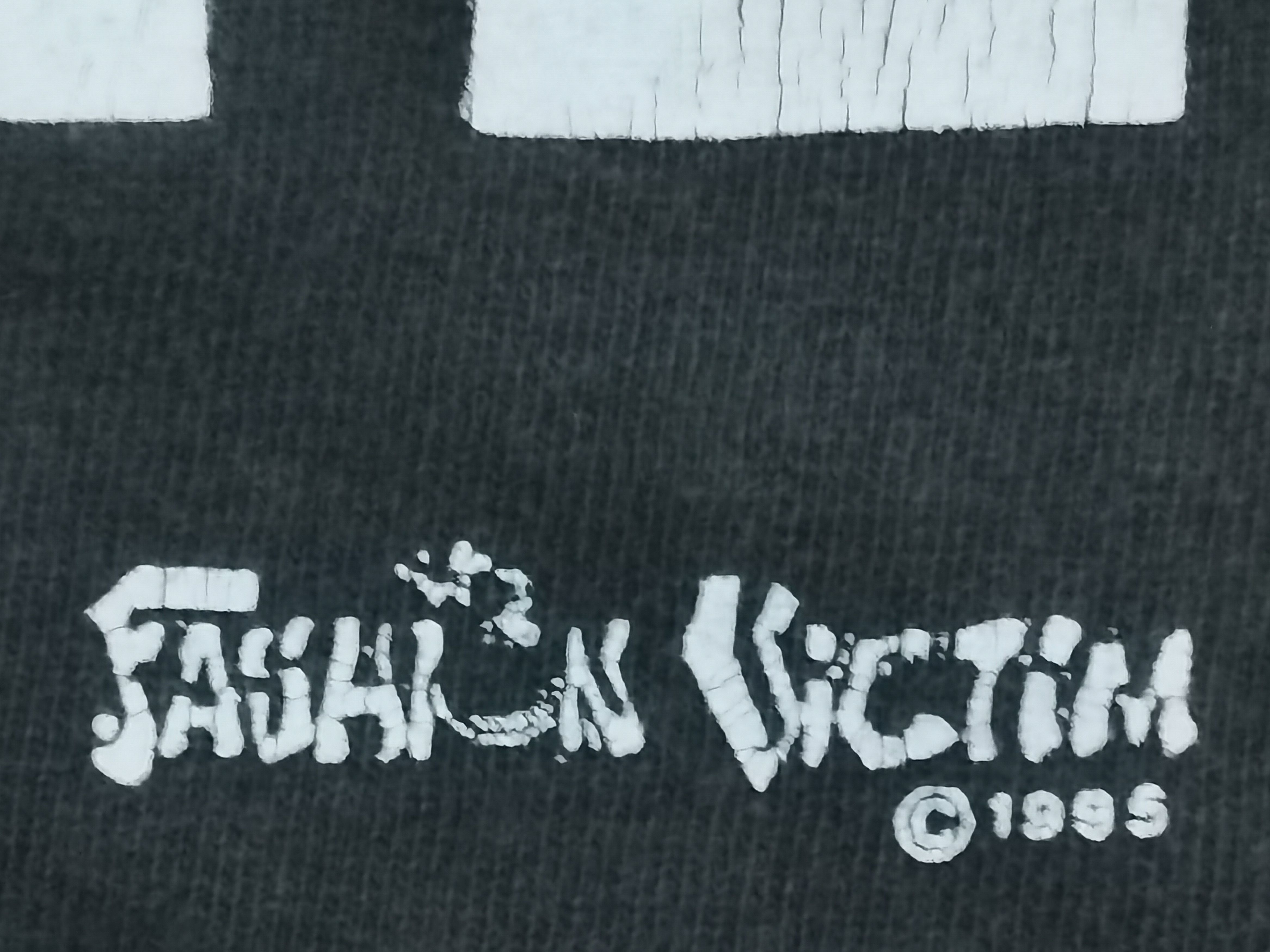 Fashion Victim × Vintage VINTAGE 90S FASHION VICTIM UFO SHIRT Size US M / EU 48-50 / 2 - 3 Thumbnail