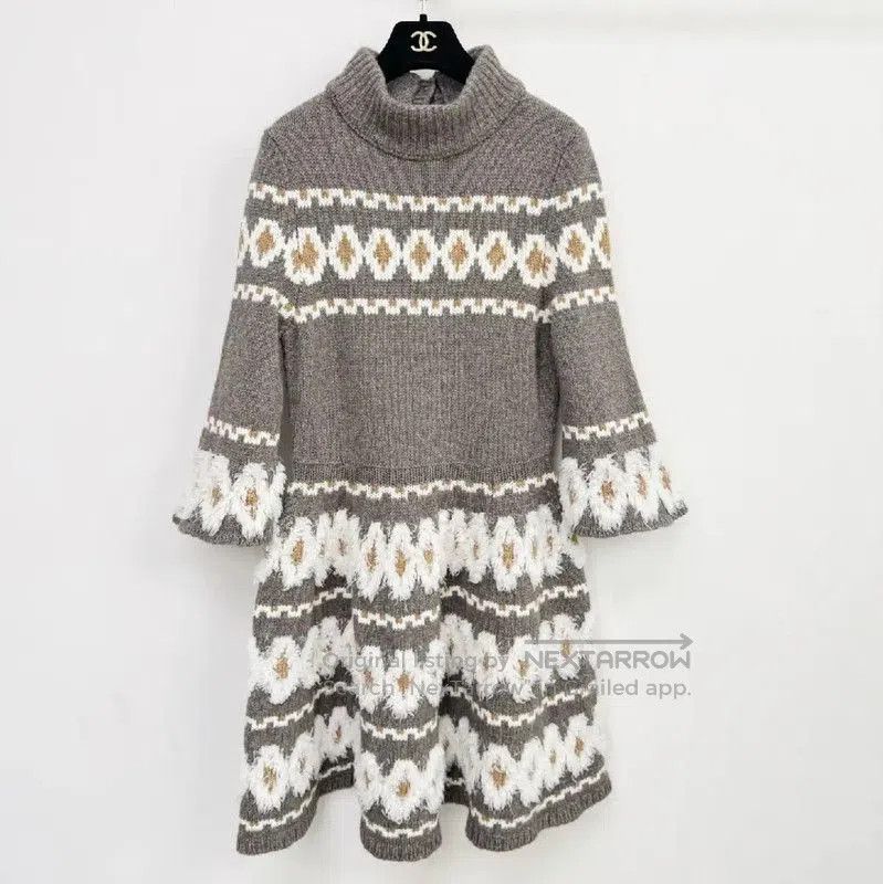 Chanel Chanel Gray Winter Dress for Women . Size S / US 4 / IT 40 - 1 Thumbnail