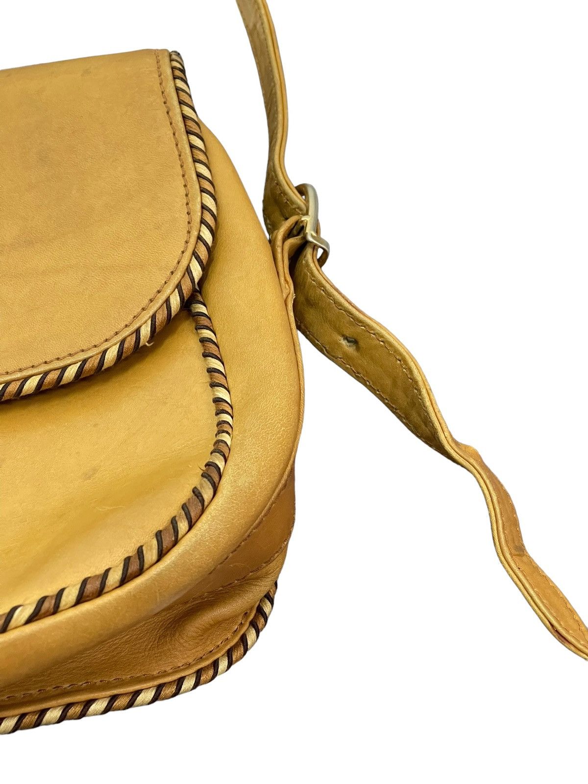 Japanese Brand Cross Body Vtg Trussardi Italy Full Leather Bag 1🟩 Size ONE SIZE - 9 Thumbnail