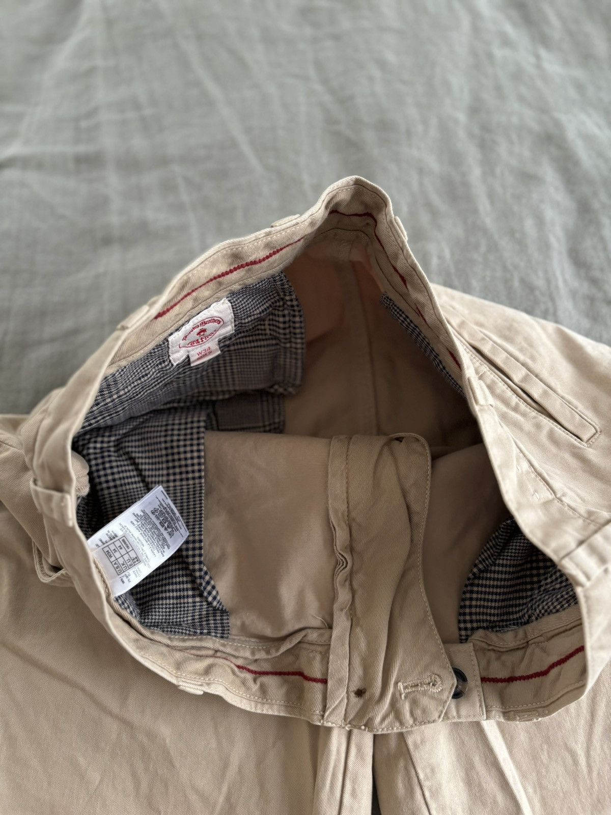 Brooks Brothers Brooks Brothers Beige Khaki Casual Shorts. Mens. Size US 34 / EU 50 - 6 Thumbnail