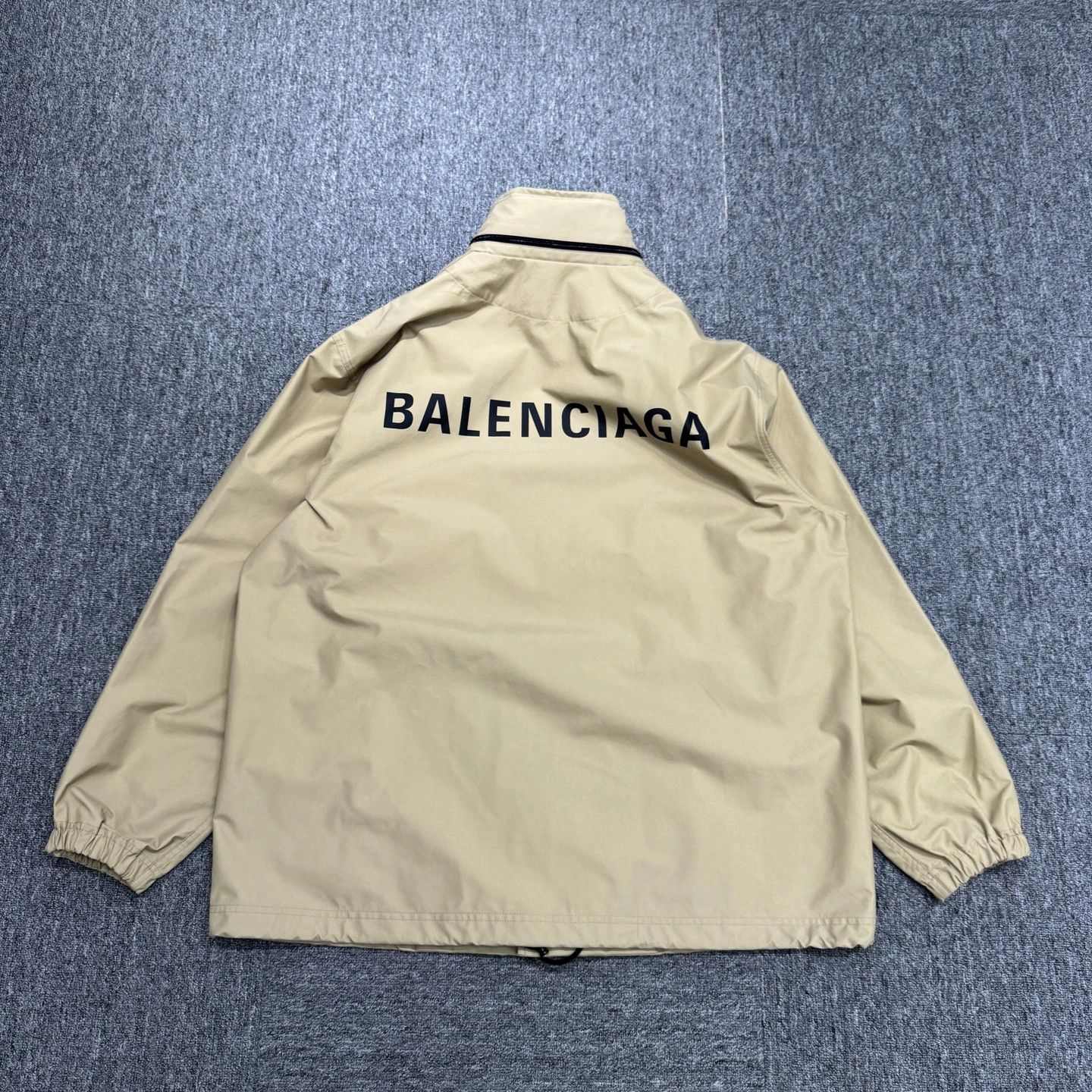 Balenciaga Balenciaga Logo Print Shell Jacket Size US S / EU 44-46 / 1 - 6 Thumbnail