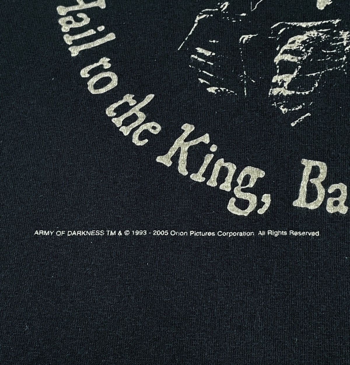 Vintage Rare Vintage Movie Horror Army Of Darkness T-shirt 2005s Size US L / EU 52-54 / 3 - 4 Thumbnail