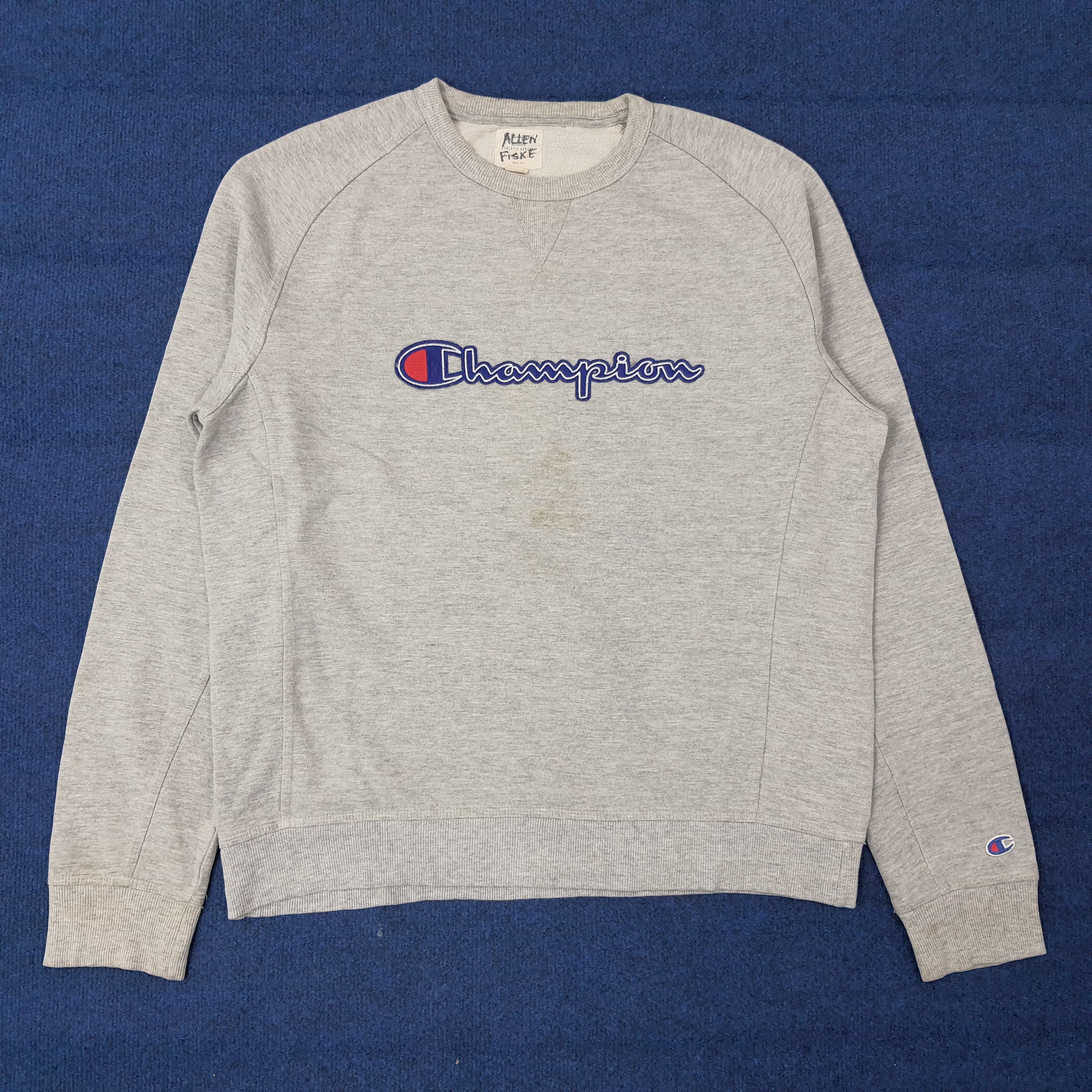 Champion Vintage Champion Center Sweatshirt C266N4 Size US L / EU 52-54 / 3 - 1 Thumbnail