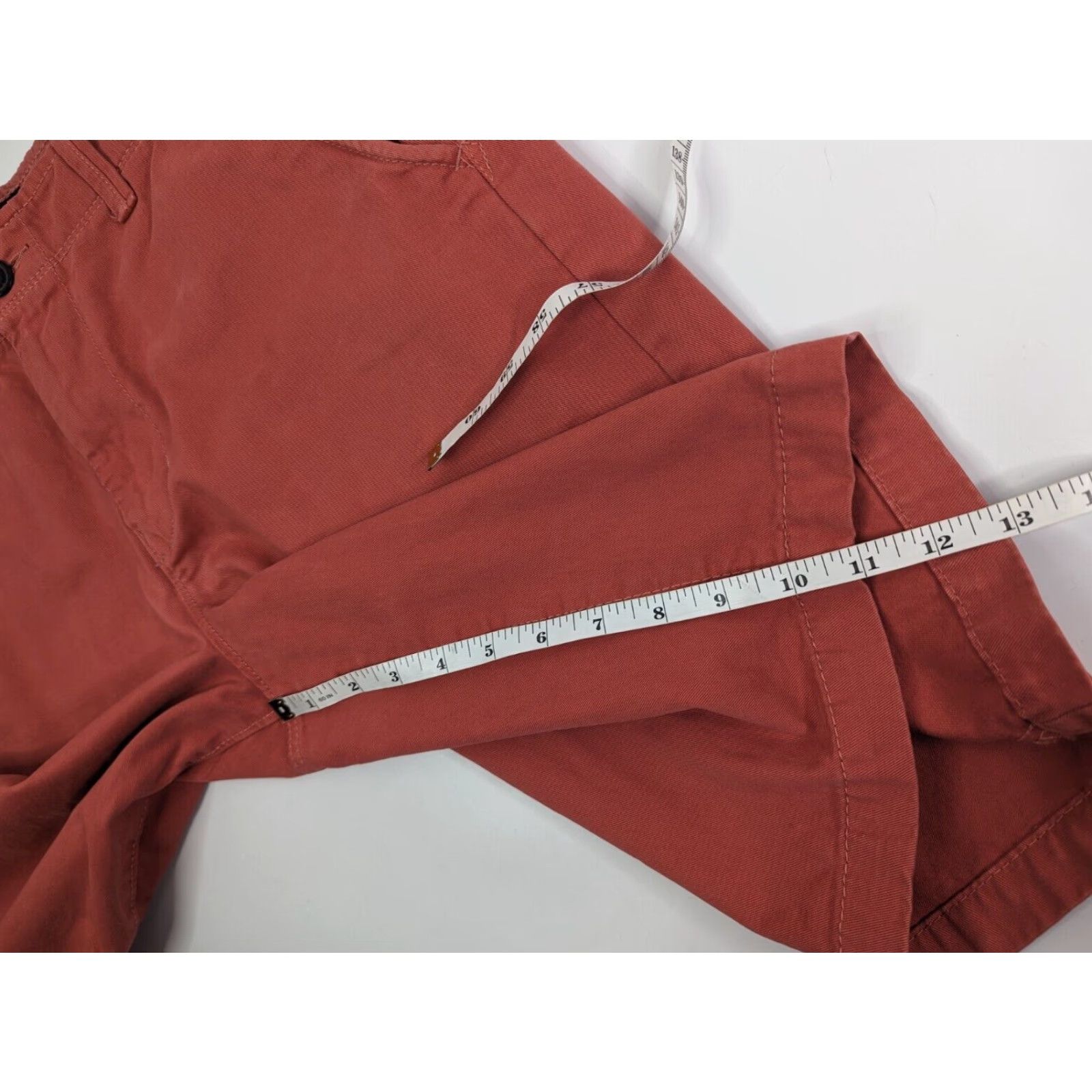 American Eagle Outfitters American Eagle Shorts Men's 34 100% Cotton Red Bermuda Chino Preppy Size US 34 / EU 50 - 3 Thumbnail