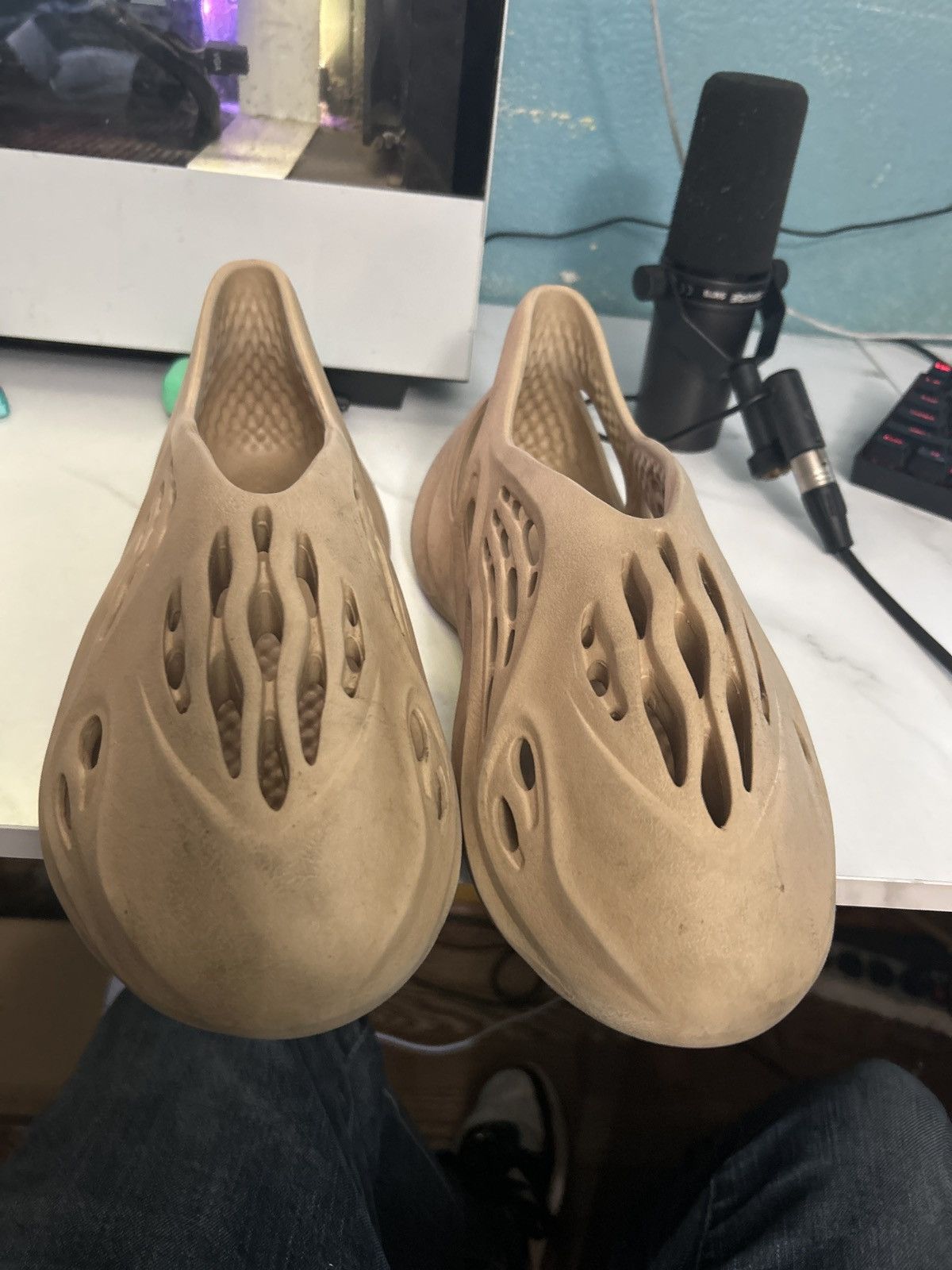 Yeezy yeezy foamrunner ochre Size US 12 / EU 45 - 1 Thumbnail