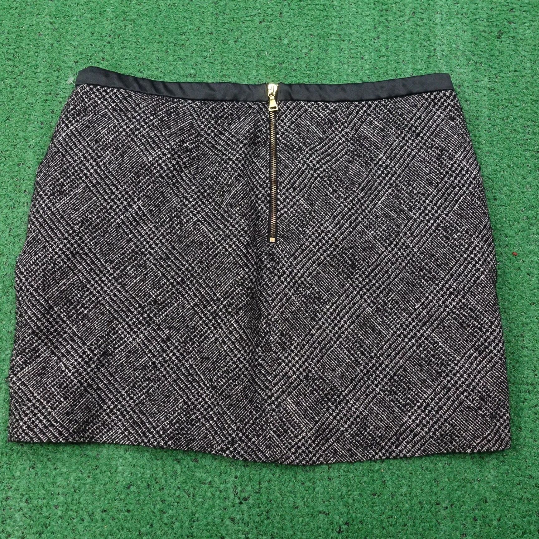 Express Express Skirt Womens 10 Black Plaid Tweed Straight Pencil Short Lined Zip Product Details: Zippered, Pockets, Lined, Workwear, Fall Size 32" / US 10 / IT 46 - 4 Thumbnail