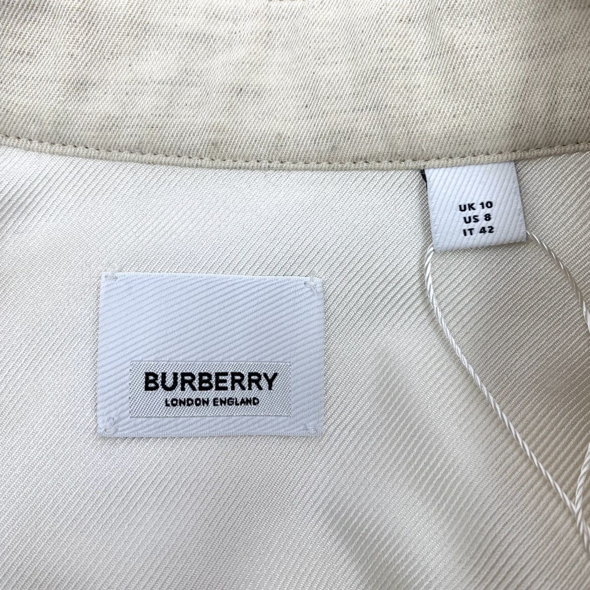 Burberry Burberry Apricot Long Sleeve Belted Paragraph Dress Size M / US 6-8 / IT 42-44 - 6 Thumbnail