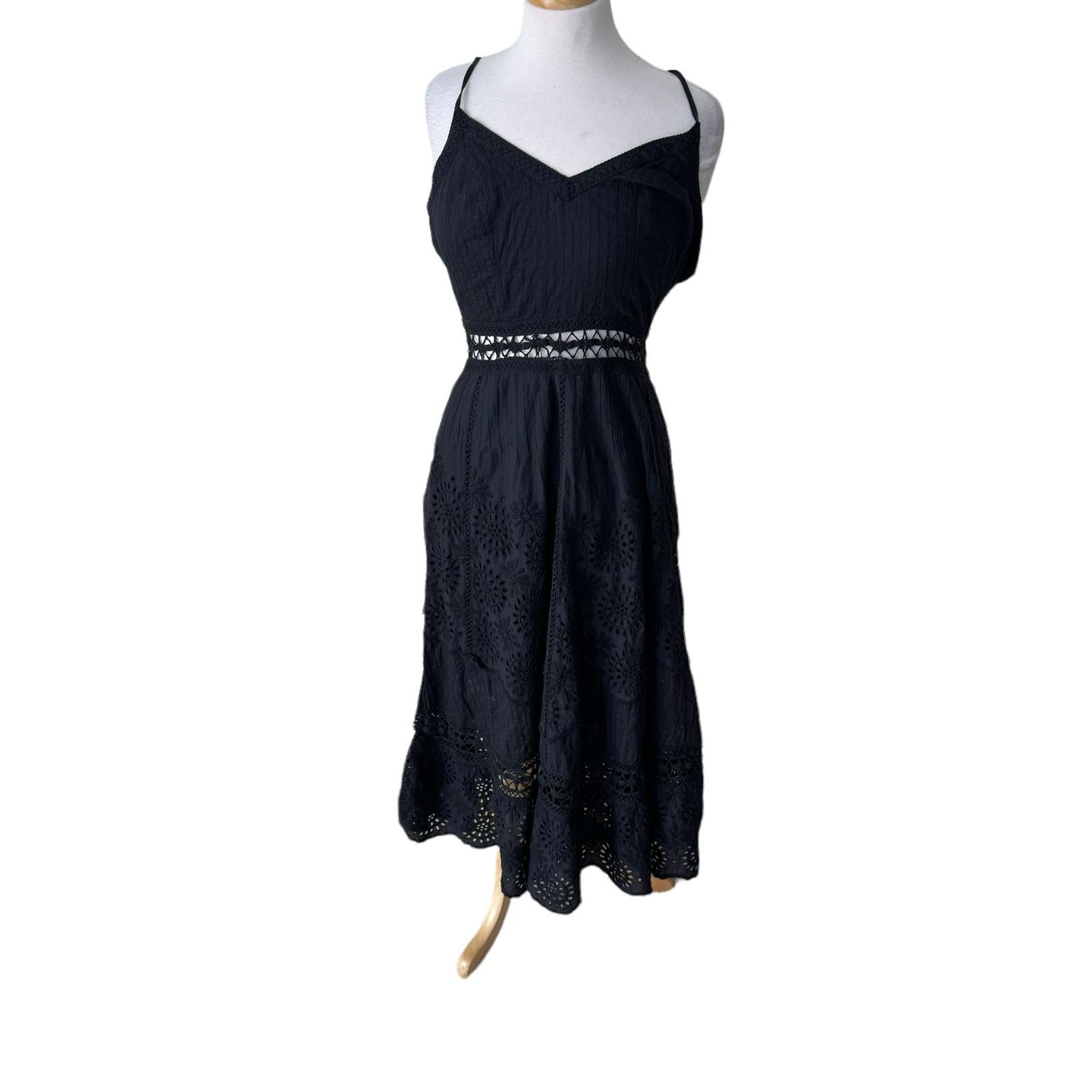 LoveShackFancy LOVESHACKFANCY Edith Crochet Lace Victorian Midi Dress Size S / US 4 / IT 40 - 2 Thumbnail
