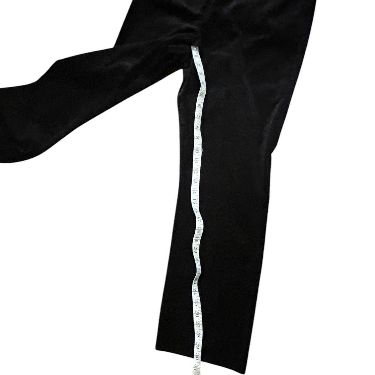 Lilly Pulitzer Lilly Pulitzer Jacquard Floral Black Velvet Flare Pant Sz 6 Size 28" / US 6 / IT 42 - 5 Thumbnail