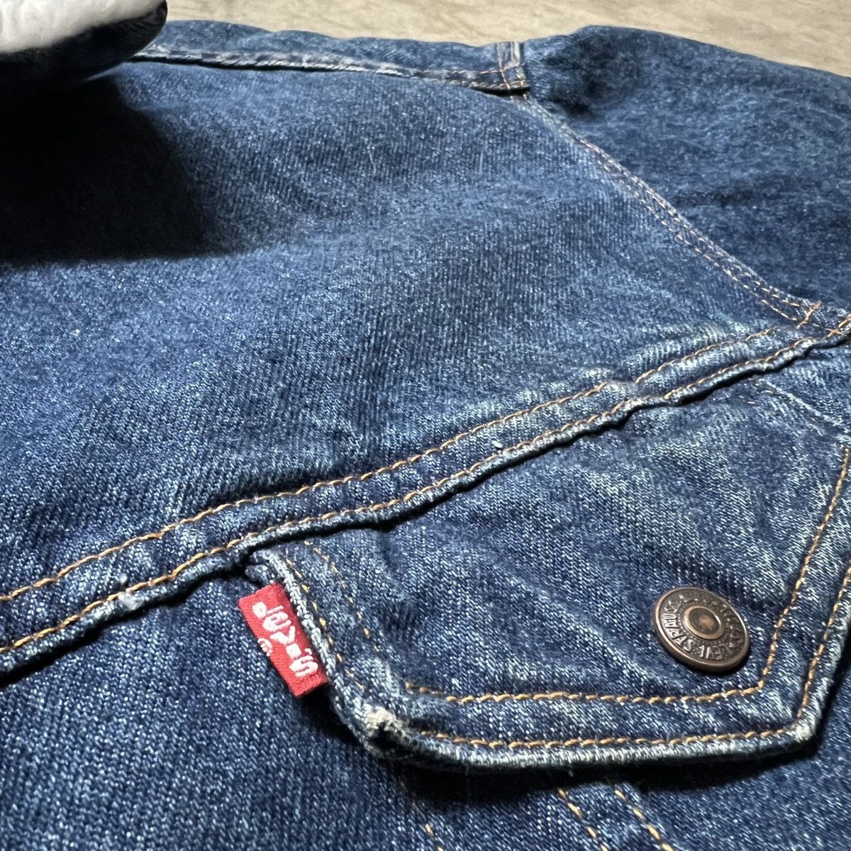 Levi's × Levi's Vintage Clothing × Vintage Vintage 80’s Levi’s 🇺🇸 Sherpa-Lined Denim Trucker Jacket Size US L / EU 52-54 / 3 - 7 Thumbnail