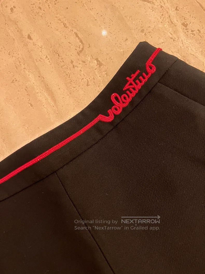 Valentino Valentino Black high-waisted shorts Size 26" / US 2 / IT 38 - 2 Thumbnail