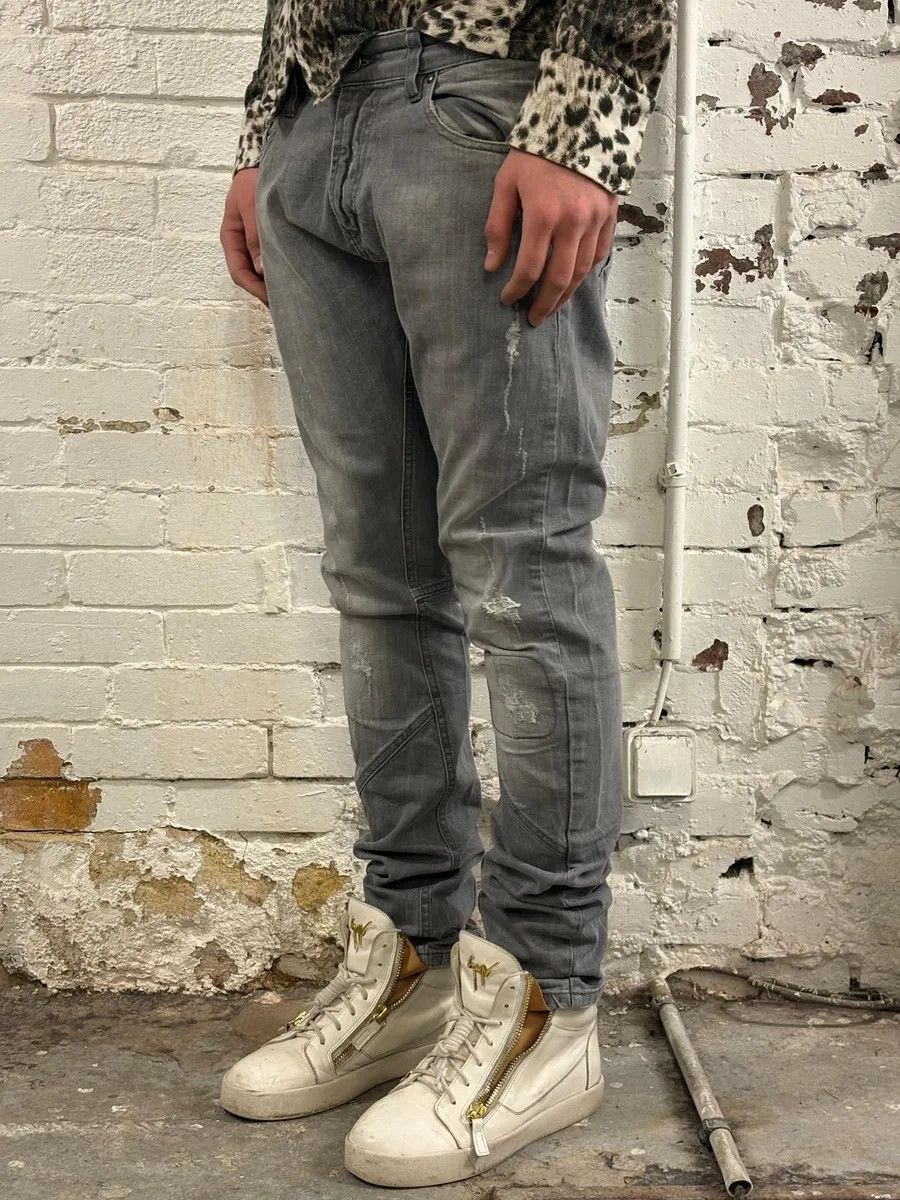 John Galliano SS2013 John Galliano Grey Denim Distressed Slim Jeans Size US 32 / EU 48 - 3 Thumbnail