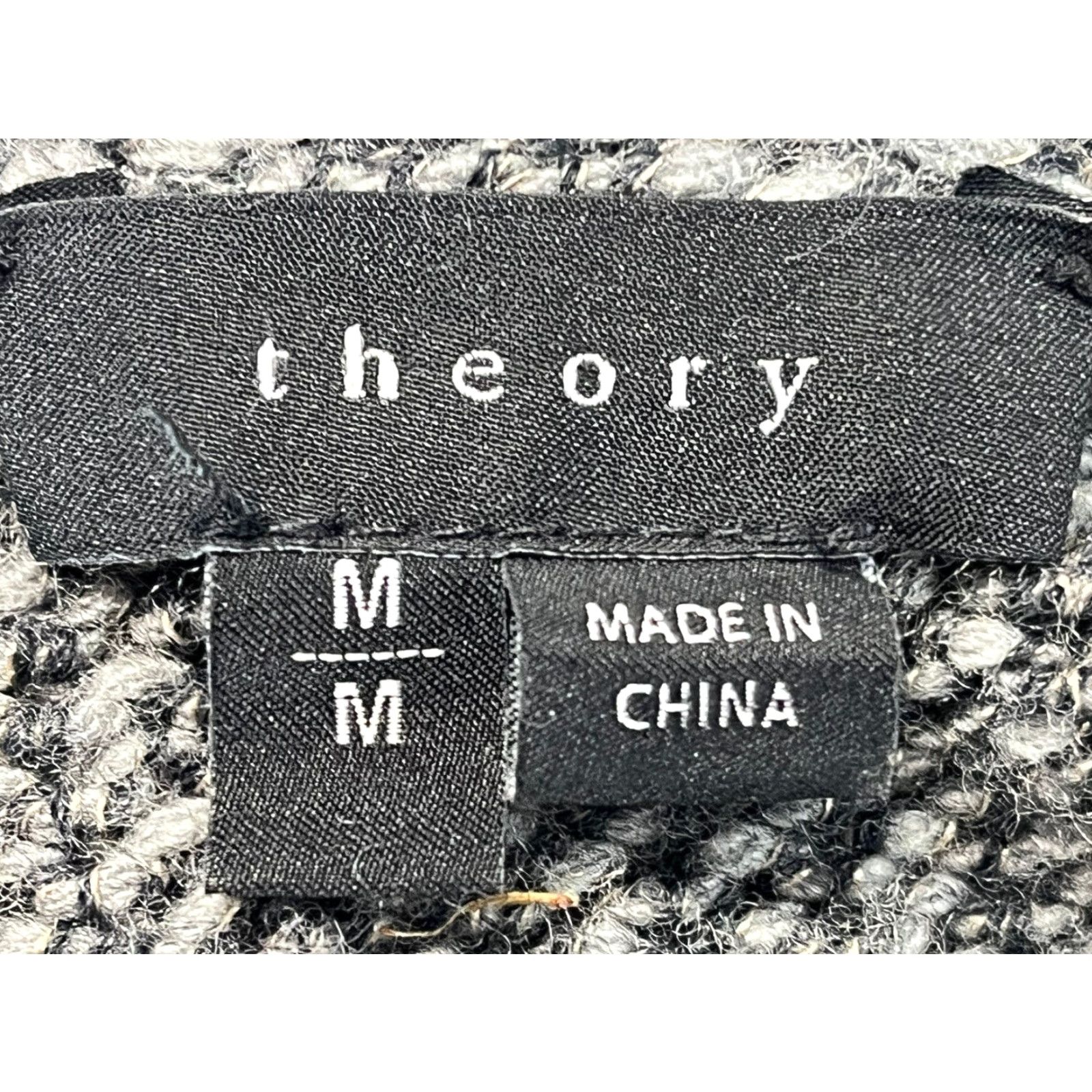 Theory VINTAGE Theory Knit Pullover Sweater M Gray Wool Blend Long Sleeve V-Neck Womens Size M / US 6-8 / IT 42-44 - 7 Thumbnail