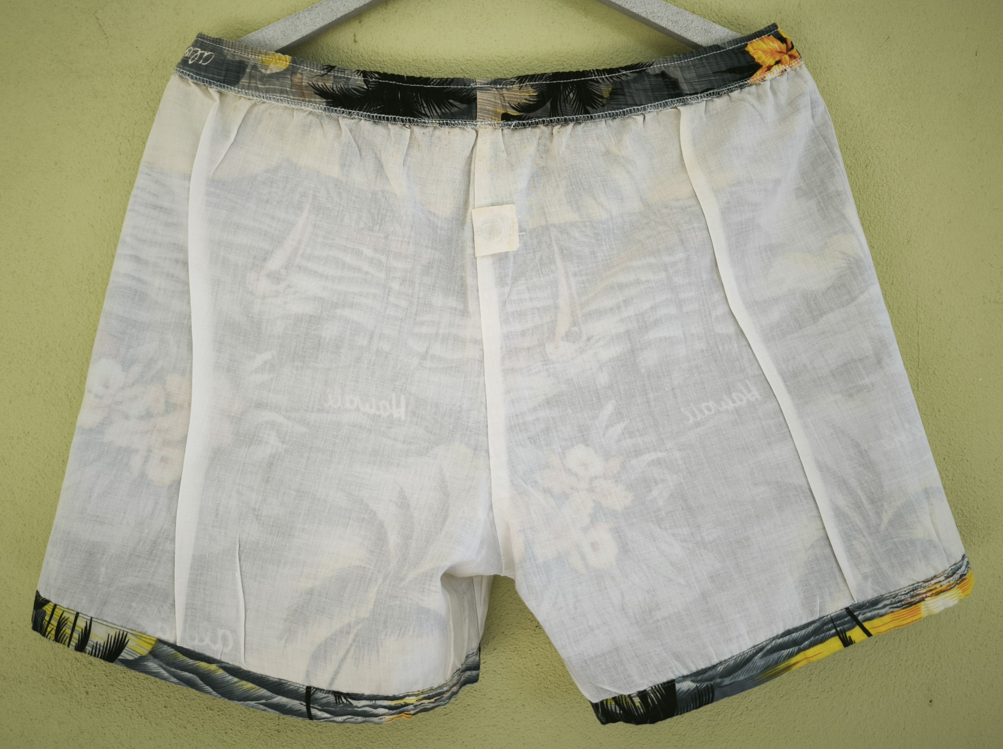 Vintage Vintage Hawaiian short pants Size US 32 / EU 48 - 5 Thumbnail