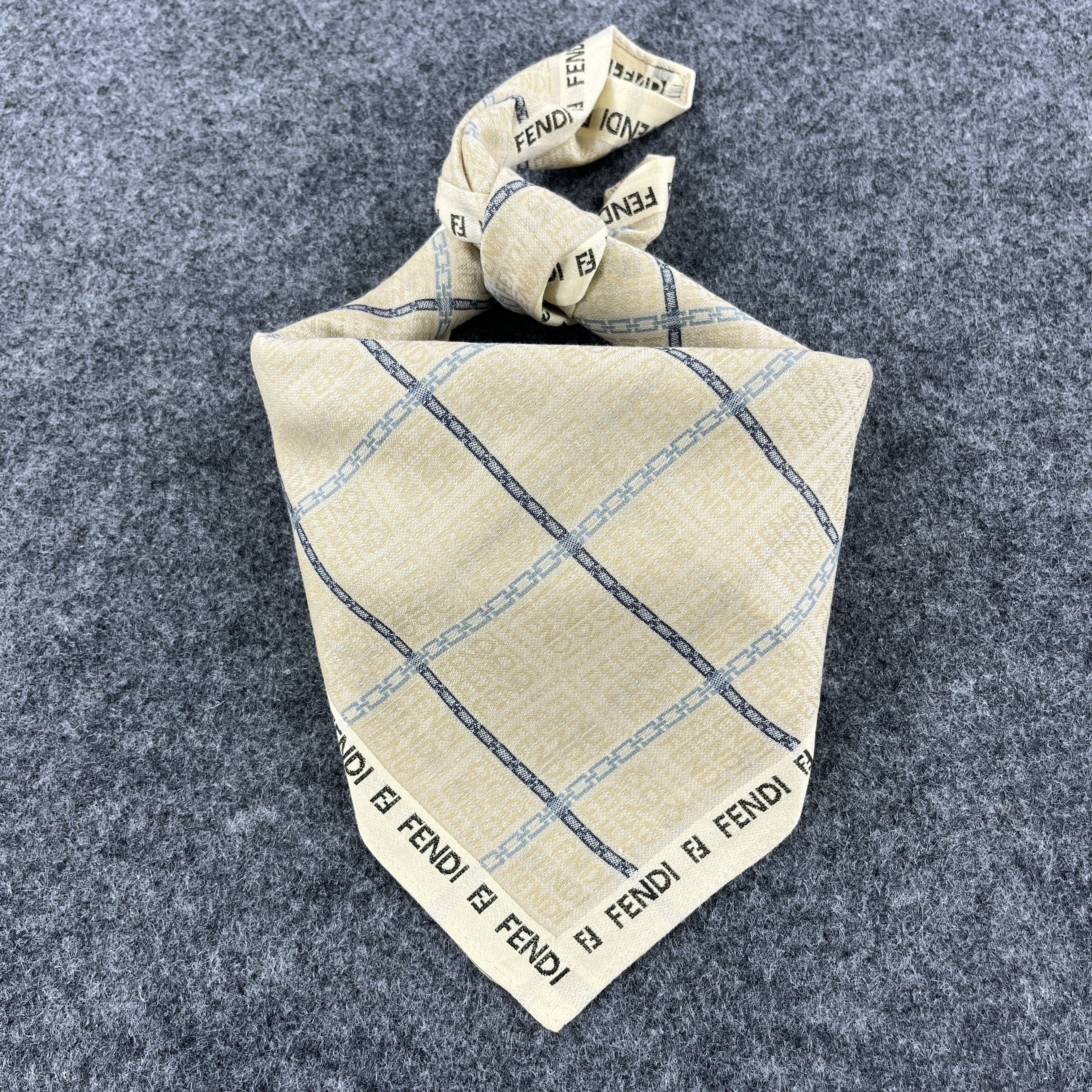Vintage Fendi Handkerchief / Bandana / Neckerchief B030 Size ONE SIZE - 2 Thumbnail