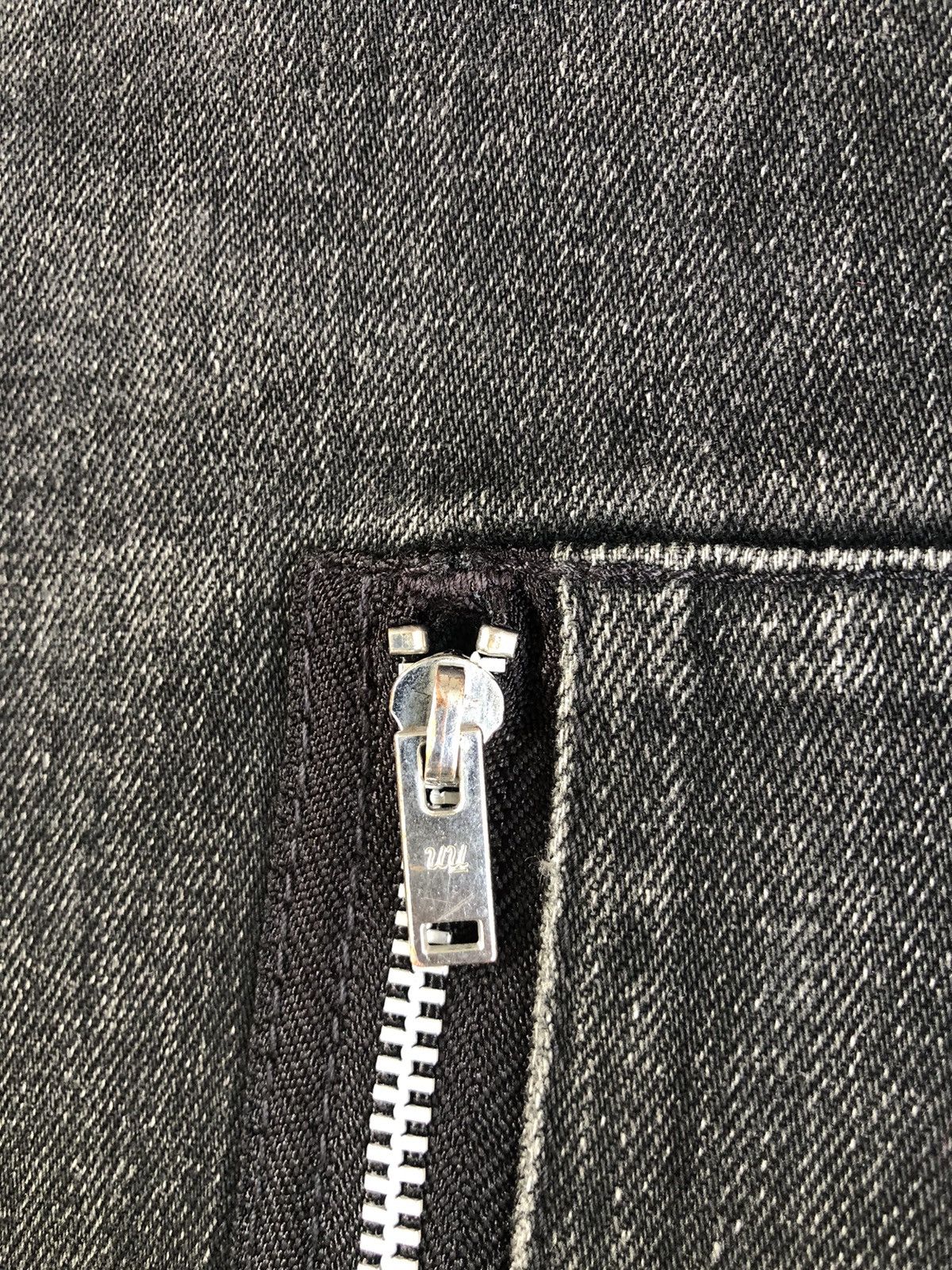 Undercover × Uniqlo Undercover x Uniqlo Distressed Jeans Skinny Jeans Size US 32 / EU 48 - 18 Thumbnail