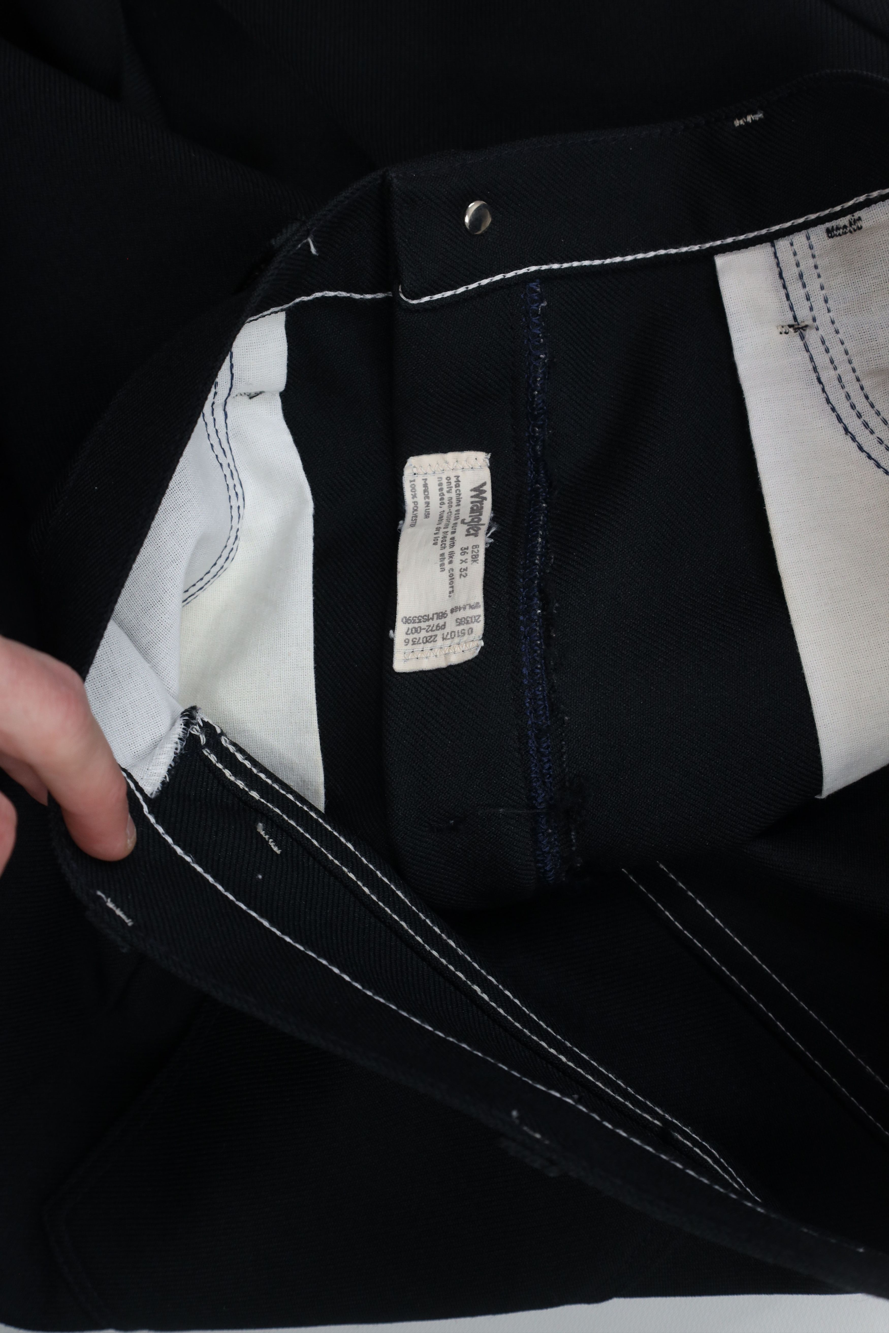 Vintage × Wrangler Vintage 90s Wrangler Leg Knit Chino Pants Trousers Black USA Size US 36 / EU 52 - 7 Thumbnail
