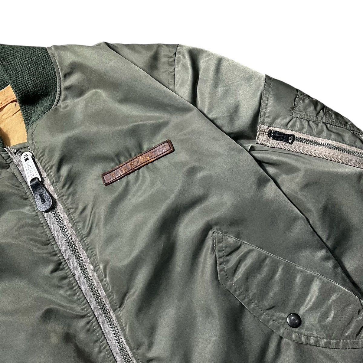 Avirex Vintage Avirex Big Logo MA-1 Flight Bomber Jacket Size US S / EU 44-46 / 1 - 4 Thumbnail