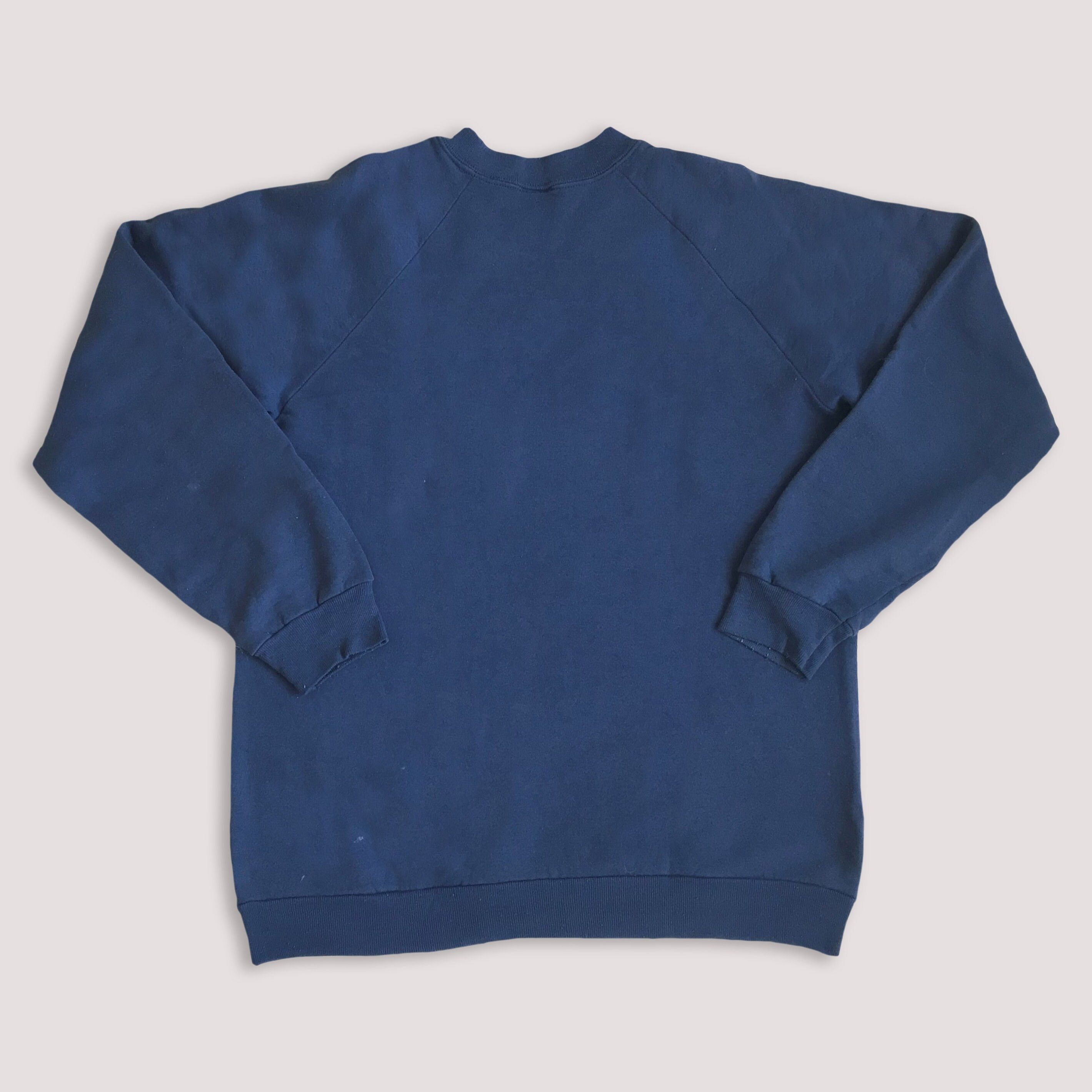 Disney Vintage 90s Disney Sweatshirt Crewneck Mickey Mouse Navy Size US M / EU 48-50 / 2 - 3 Thumbnail