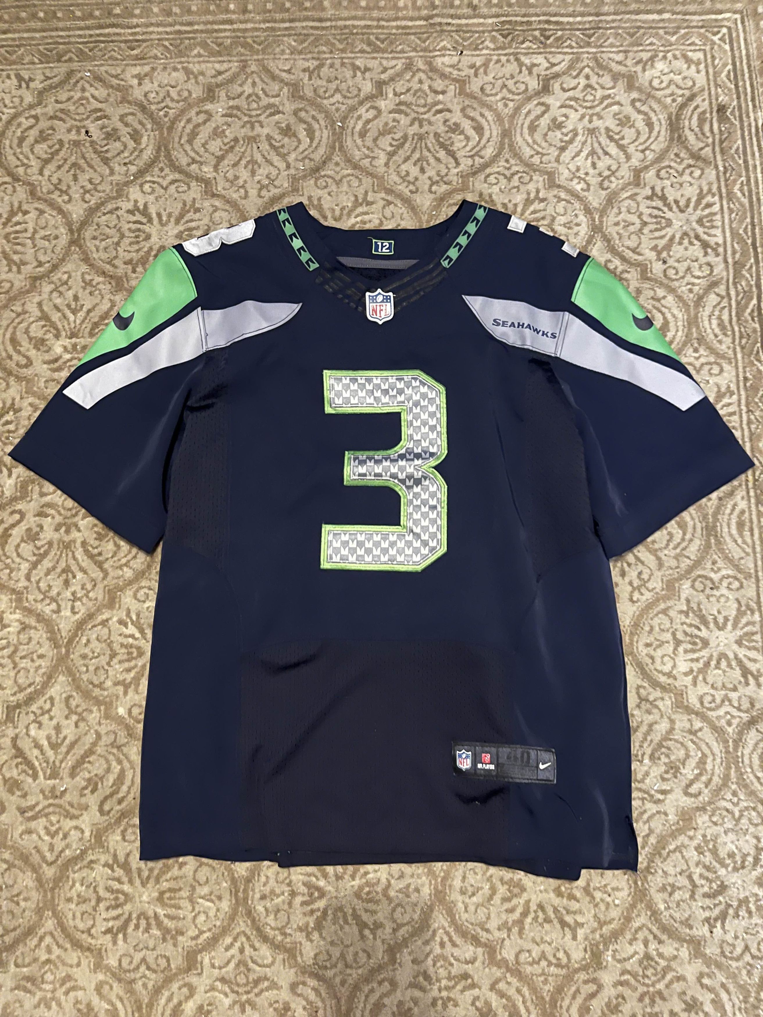 NFL Russell Wilson Seatle Seahawks Jersey Size US M / EU 48-50 / 2 - 1 Thumbnail