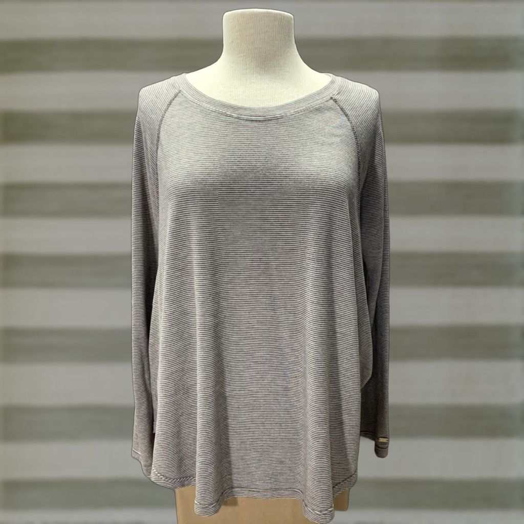 Tommy Hilfiger Tommy Hilfiger Pullover Women’s Soft Top Casual Brown White Stripe Size M Size M / US 6-8 / IT 42-44 - 1 Thumbnail